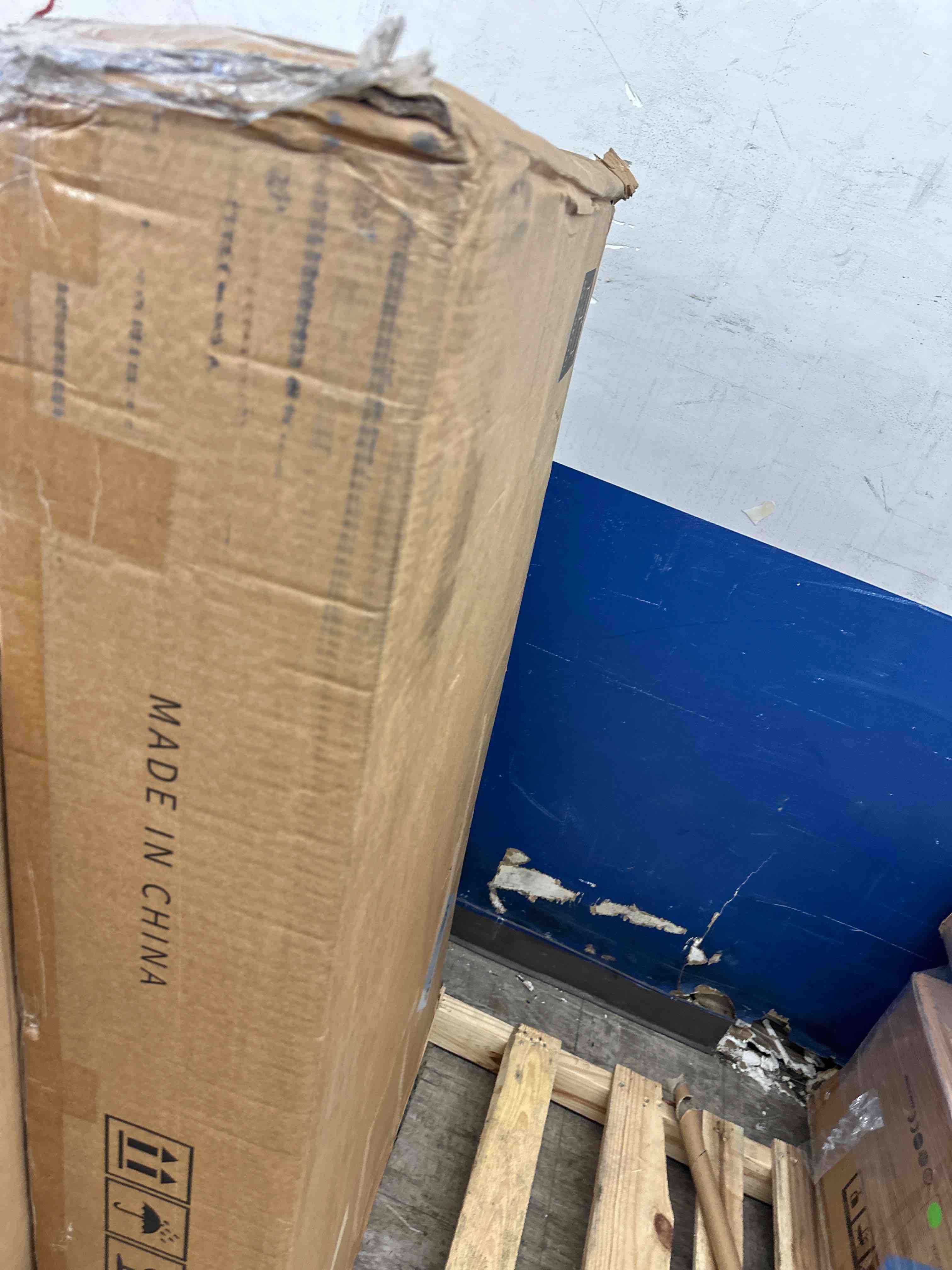 https://s3.amazonaws.com/lotting-images-prod/phillipi/RED5141170_1728314935130.jpeg