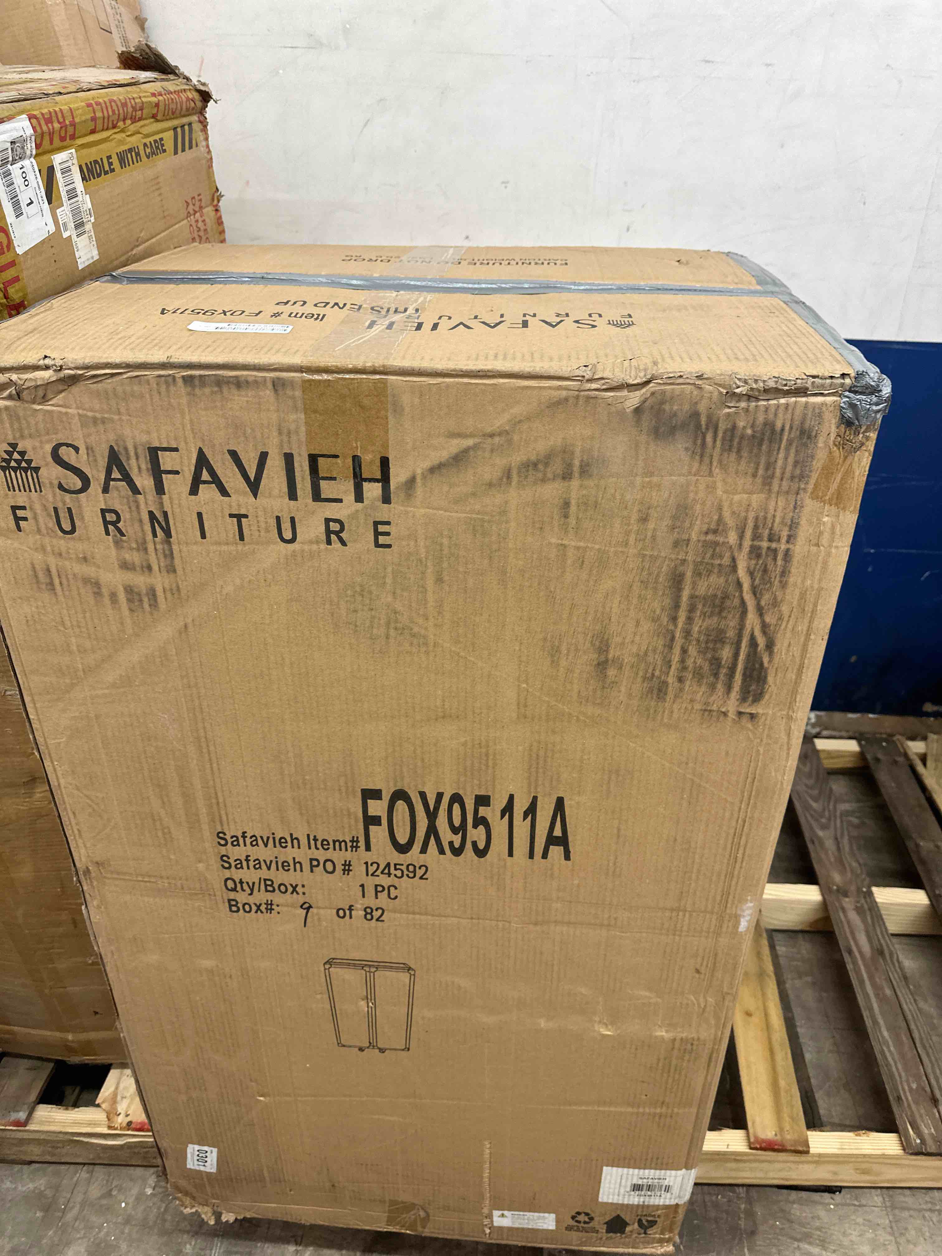 https://s3.amazonaws.com/lotting-images-prod/phillipi/RED5141187_1728319354988.jpeg