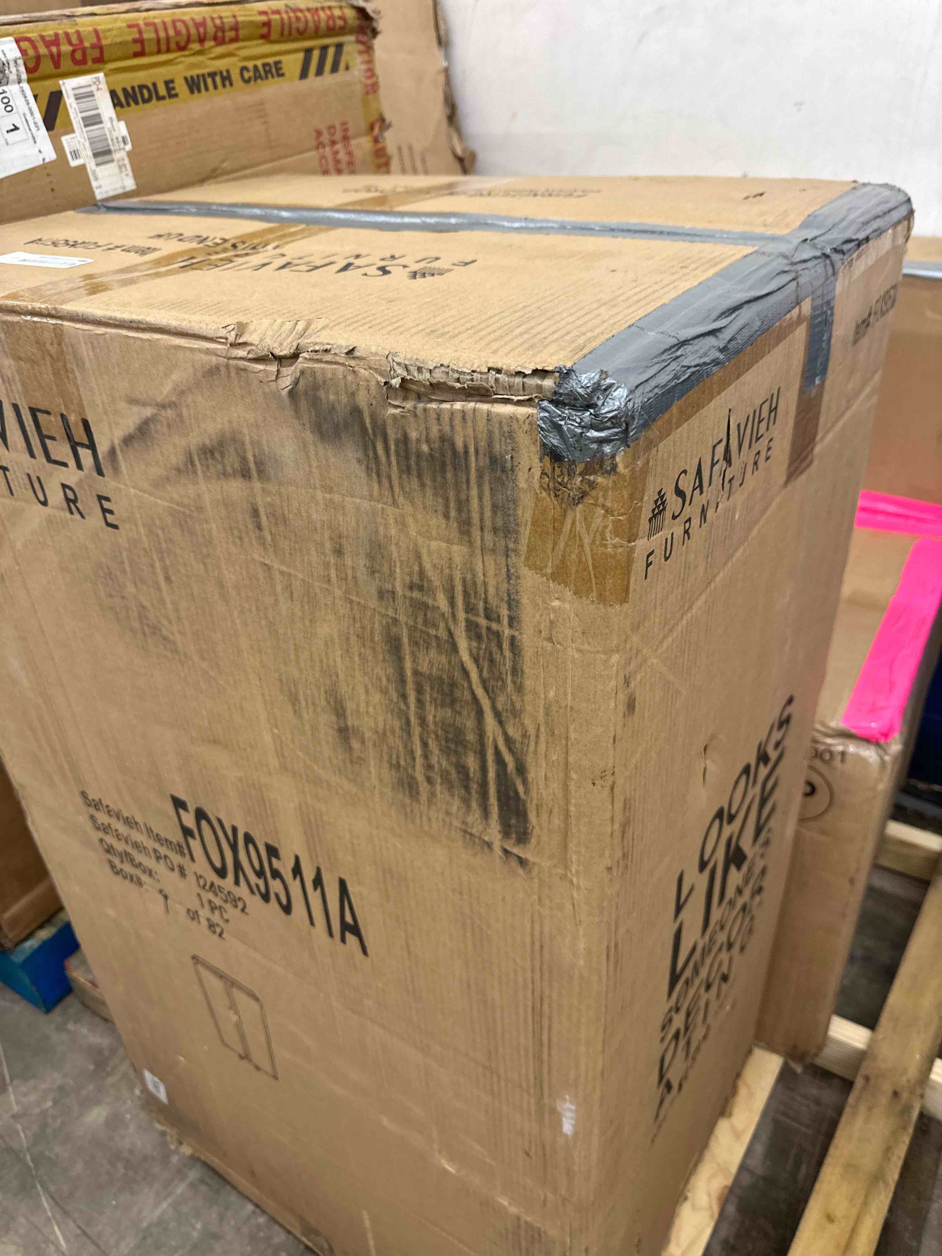https://s3.amazonaws.com/lotting-images-prod/phillipi/RED5141187_1728319356612.jpeg