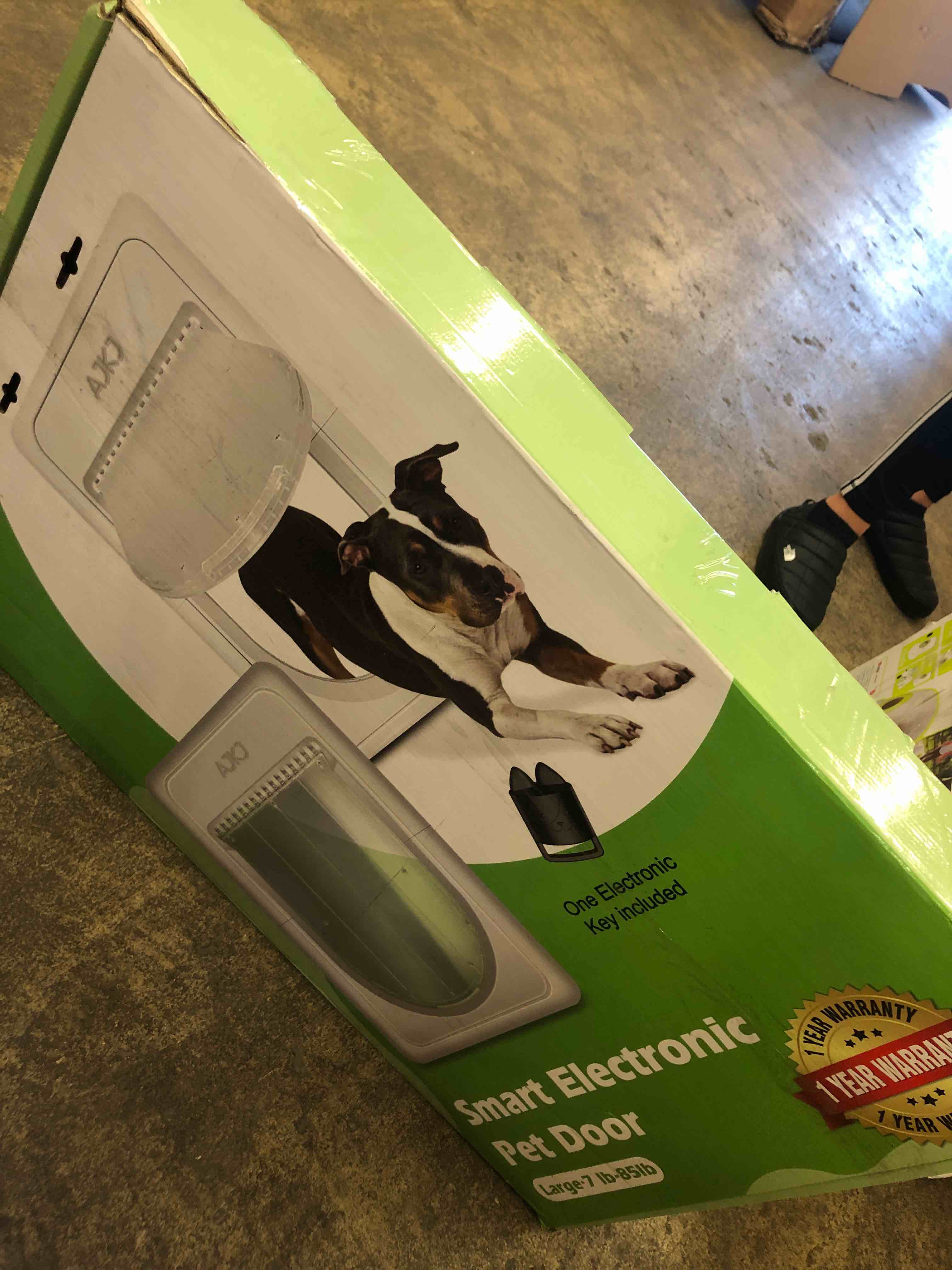 https://s3.amazonaws.com/lotting-images-prod/phillipi/RED5141959_1730993366959.jpeg