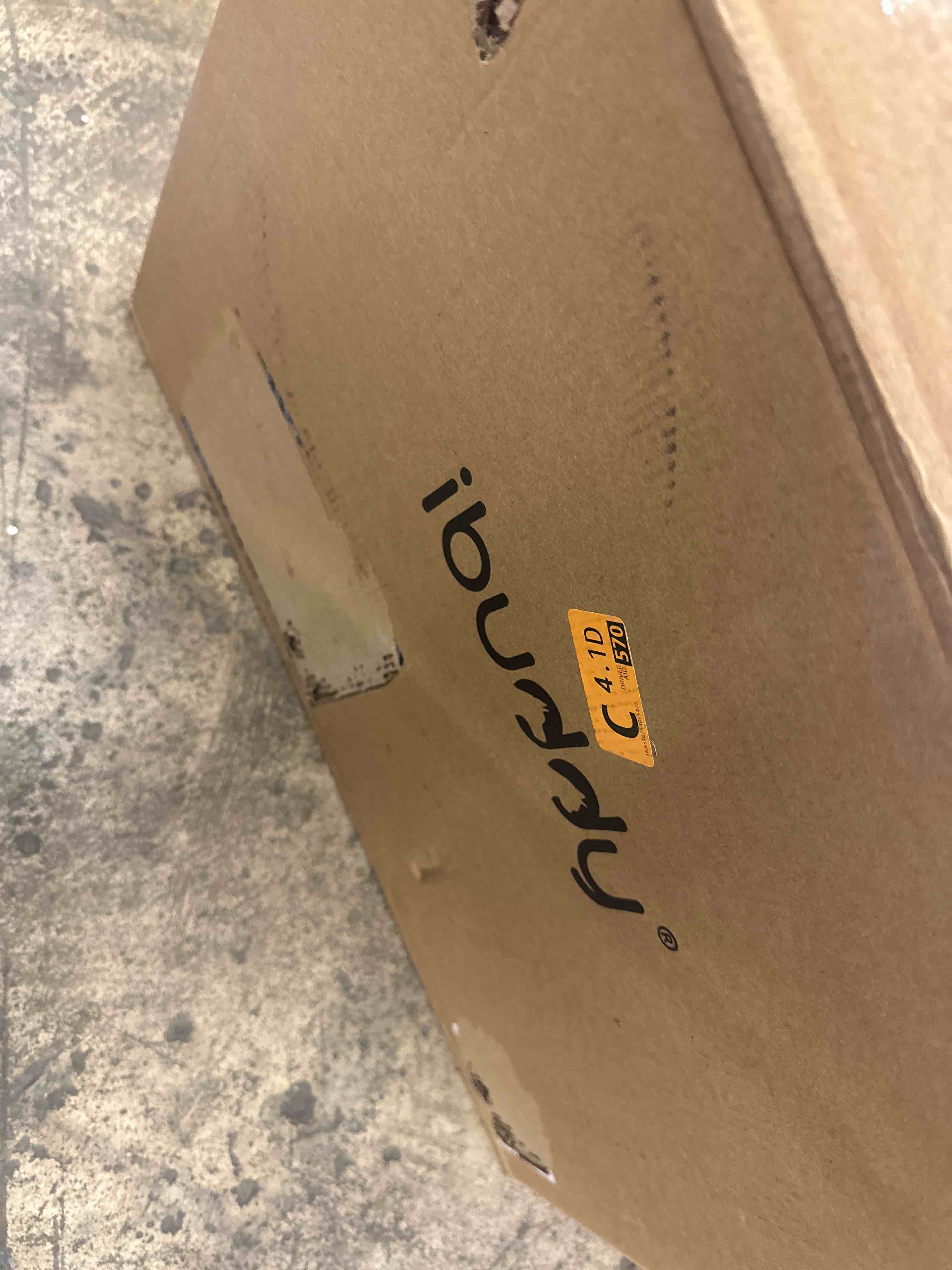 https://s3.amazonaws.com/lotting-images-prod/phillipi/RED5141964_1730994004553.jpeg