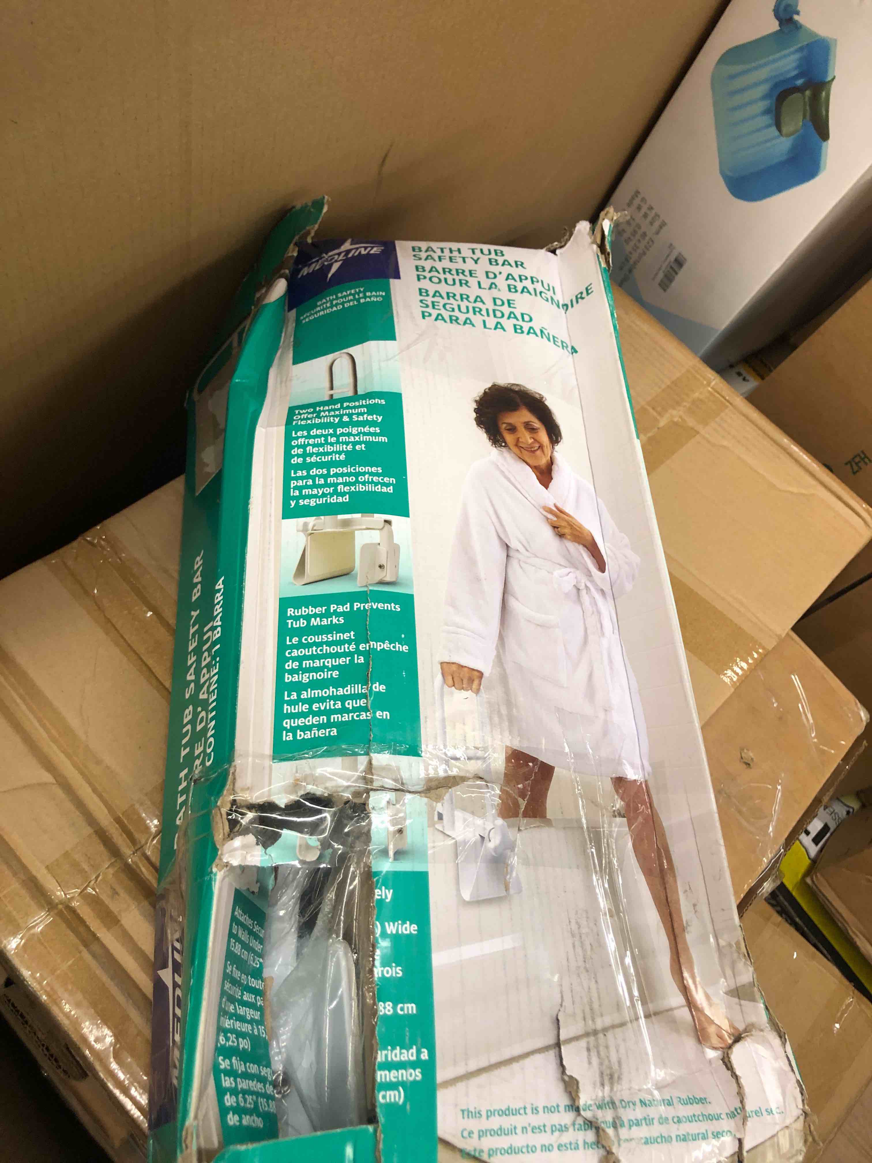 https://s3.amazonaws.com/lotting-images-prod/phillipi/RED5142009_1731080984598.jpeg