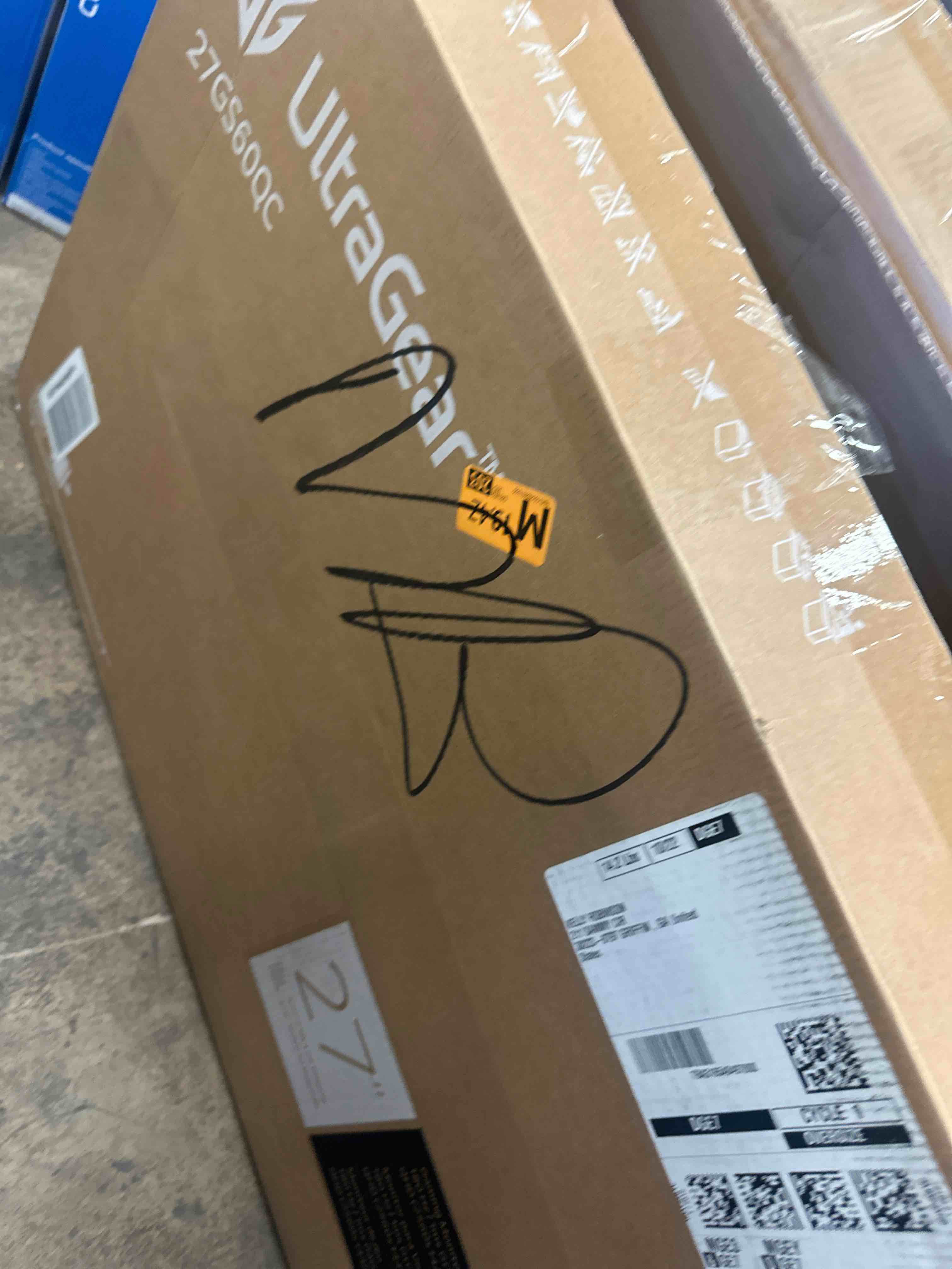 https://s3.amazonaws.com/lotting-images-prod/phillipi/RED5142034_1731084074450.jpeg
