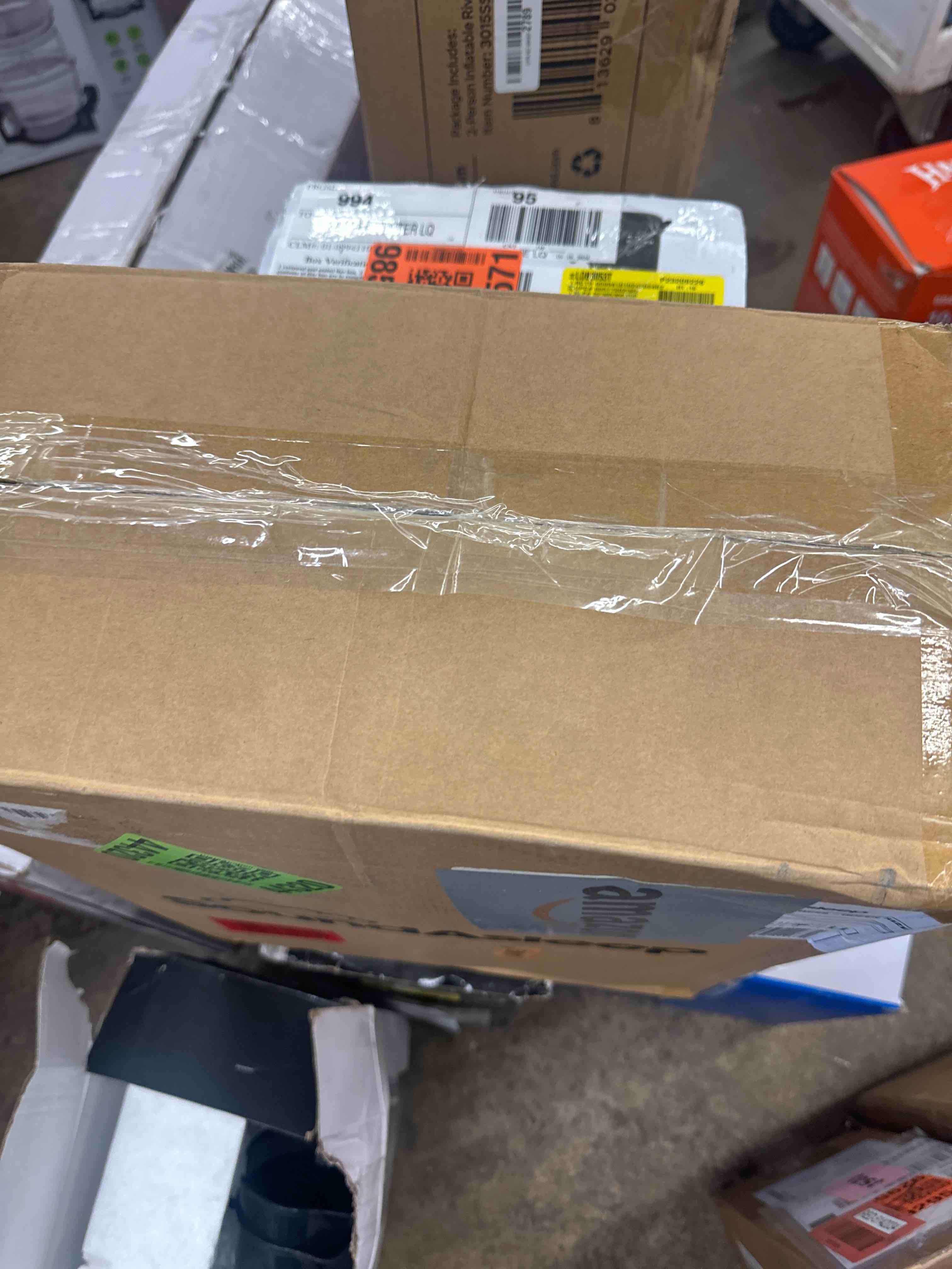 https://s3.amazonaws.com/lotting-images-prod/phillipi/RED5142036_1731084211914.jpeg