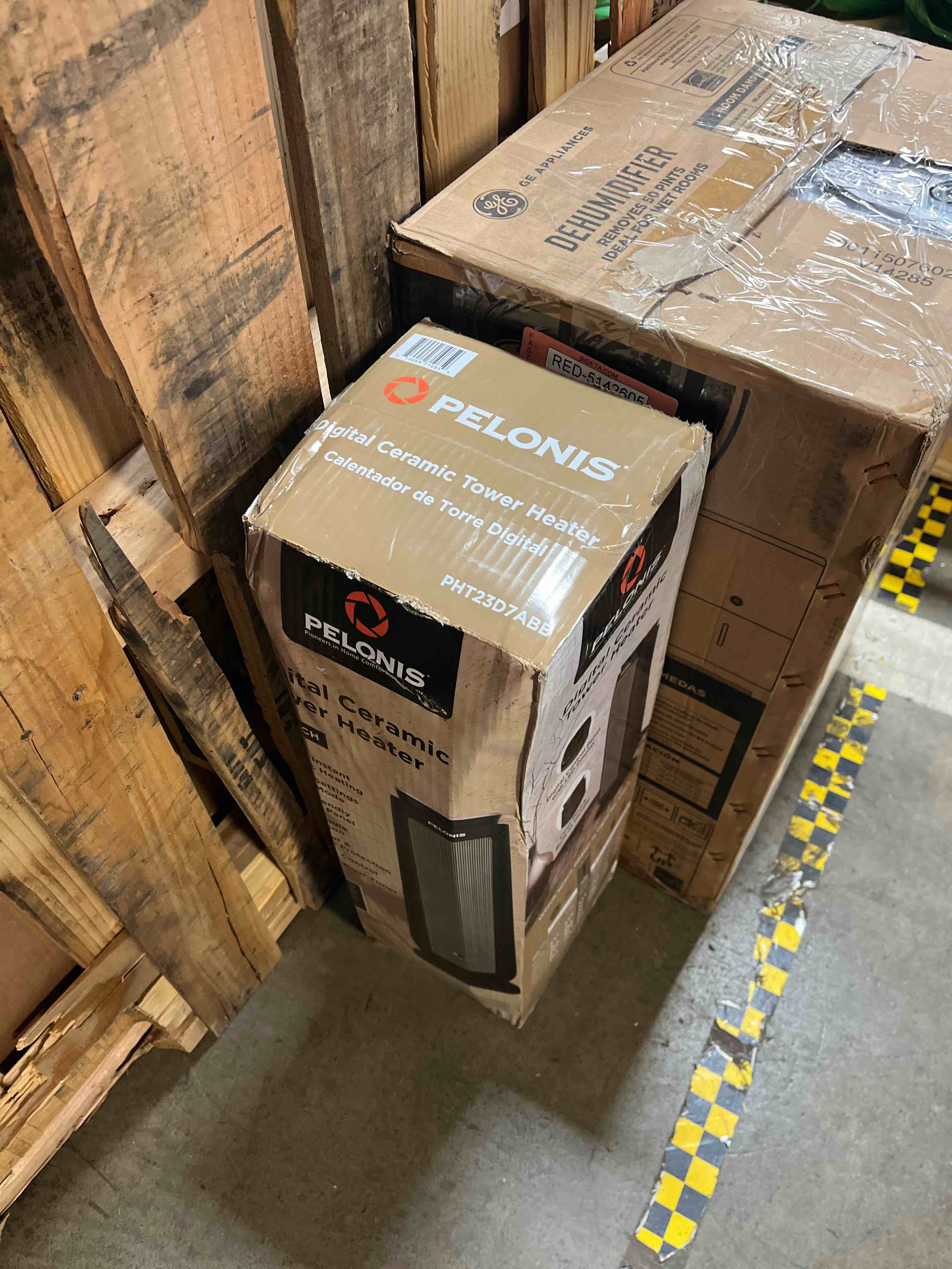 https://s3.amazonaws.com/lotting-images-prod/phillipi/RED5142606_1708634988415.jpeg
