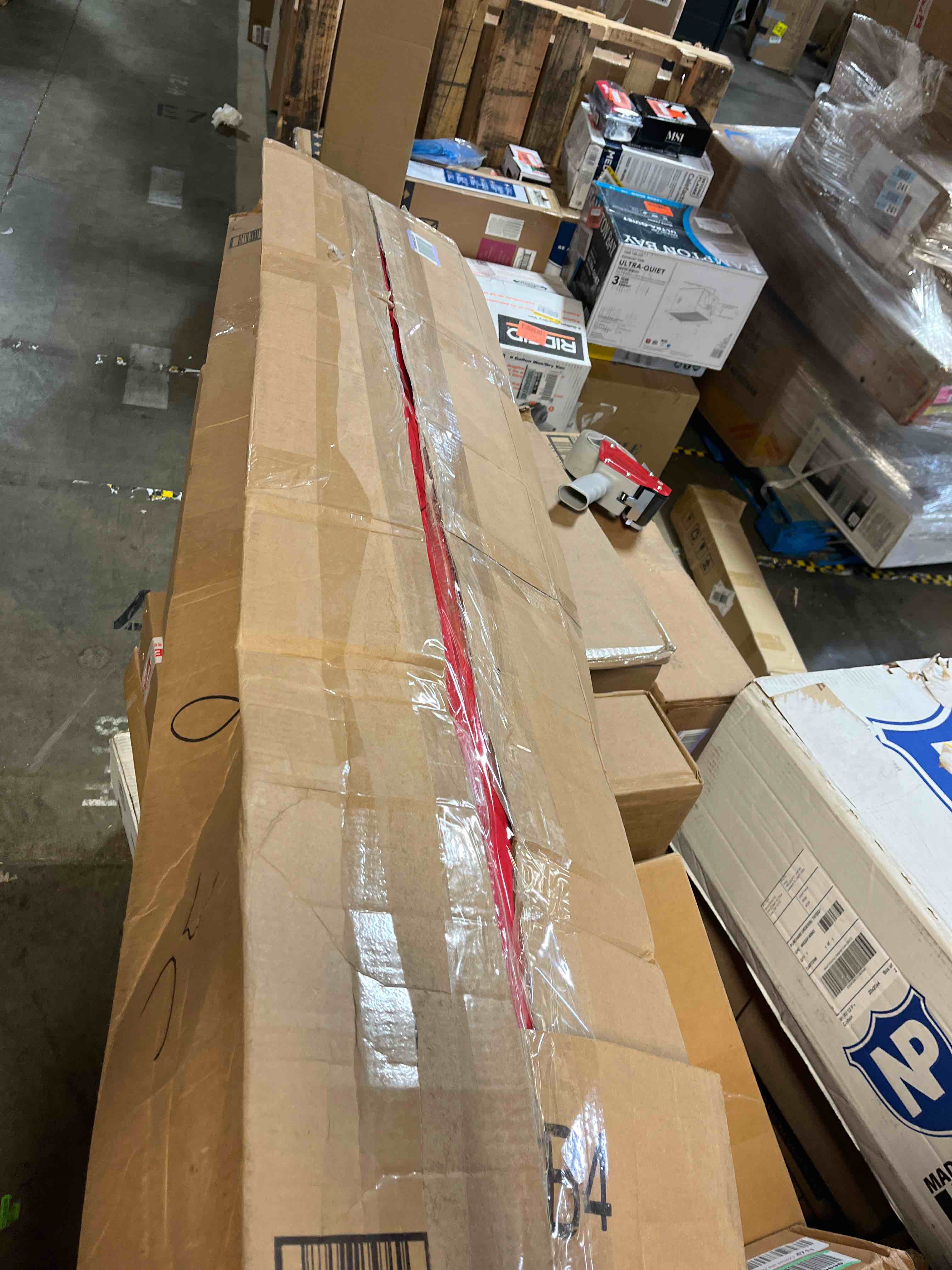 https://s3.amazonaws.com/lotting-images-prod/phillipi/RED5142622_1708703628091.jpeg