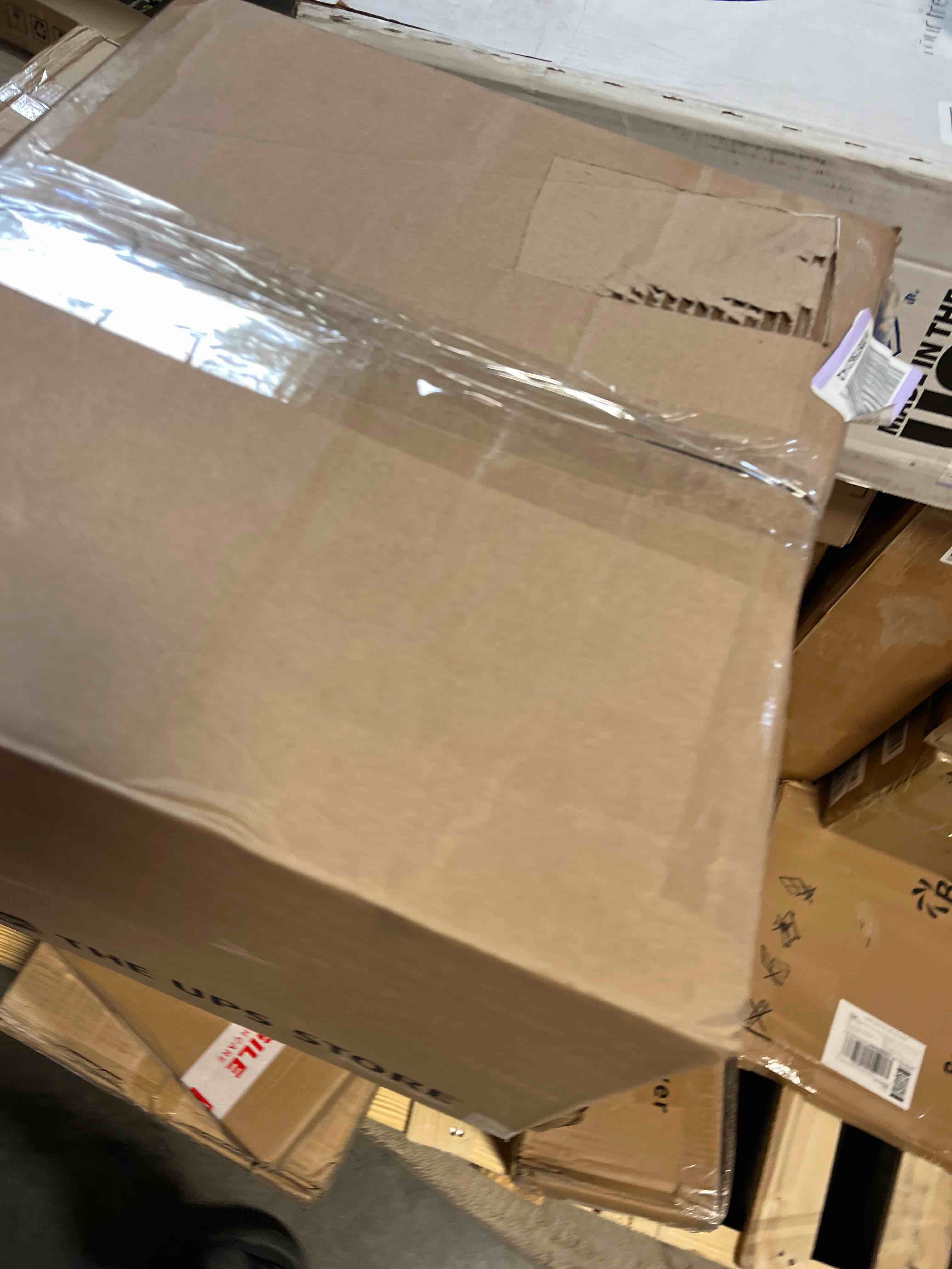 https://s3.amazonaws.com/lotting-images-prod/phillipi/RED5142623_1708704446453.jpeg