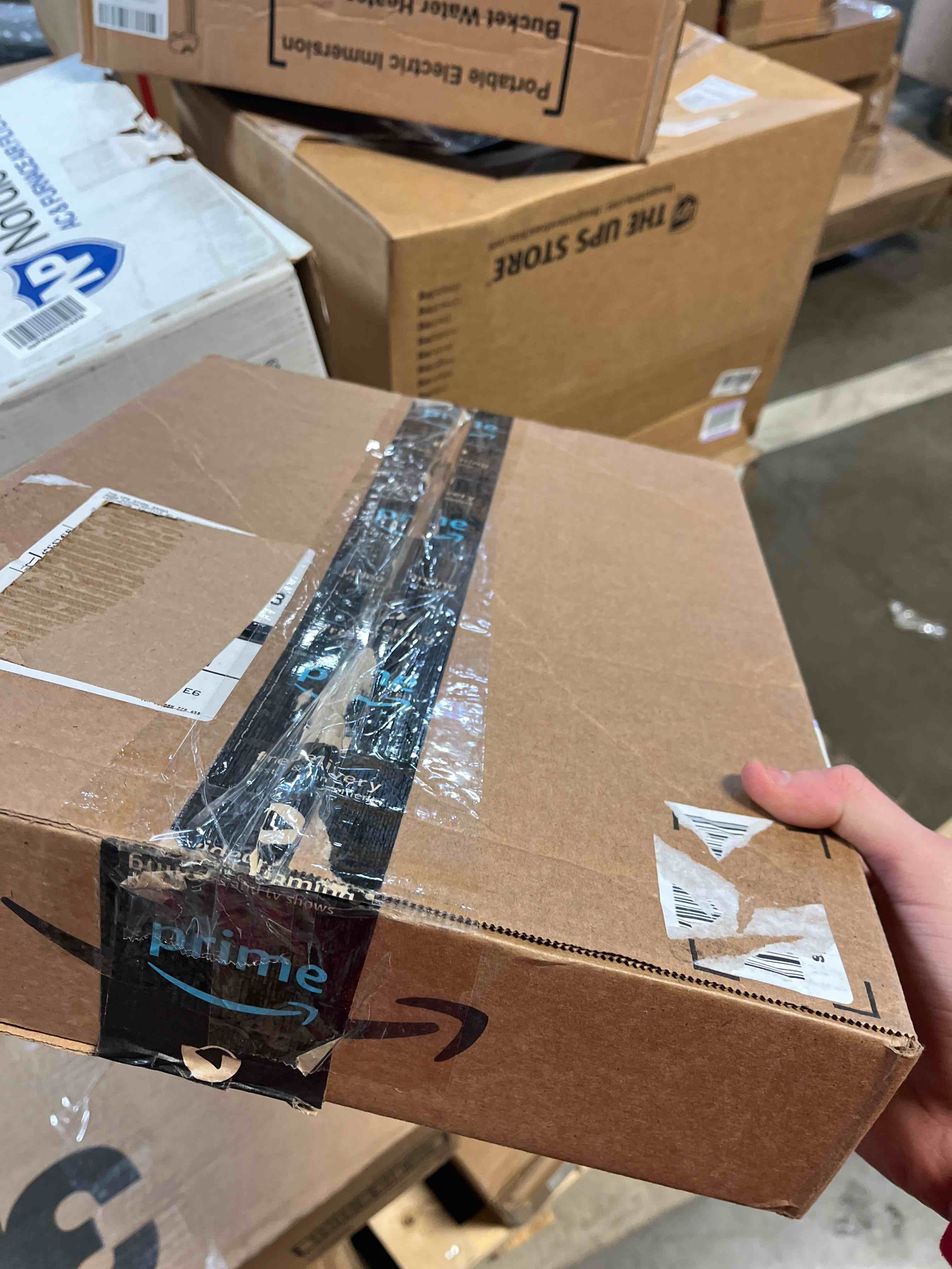 https://s3.amazonaws.com/lotting-images-prod/phillipi/RED5142627_1708704858692.jpeg