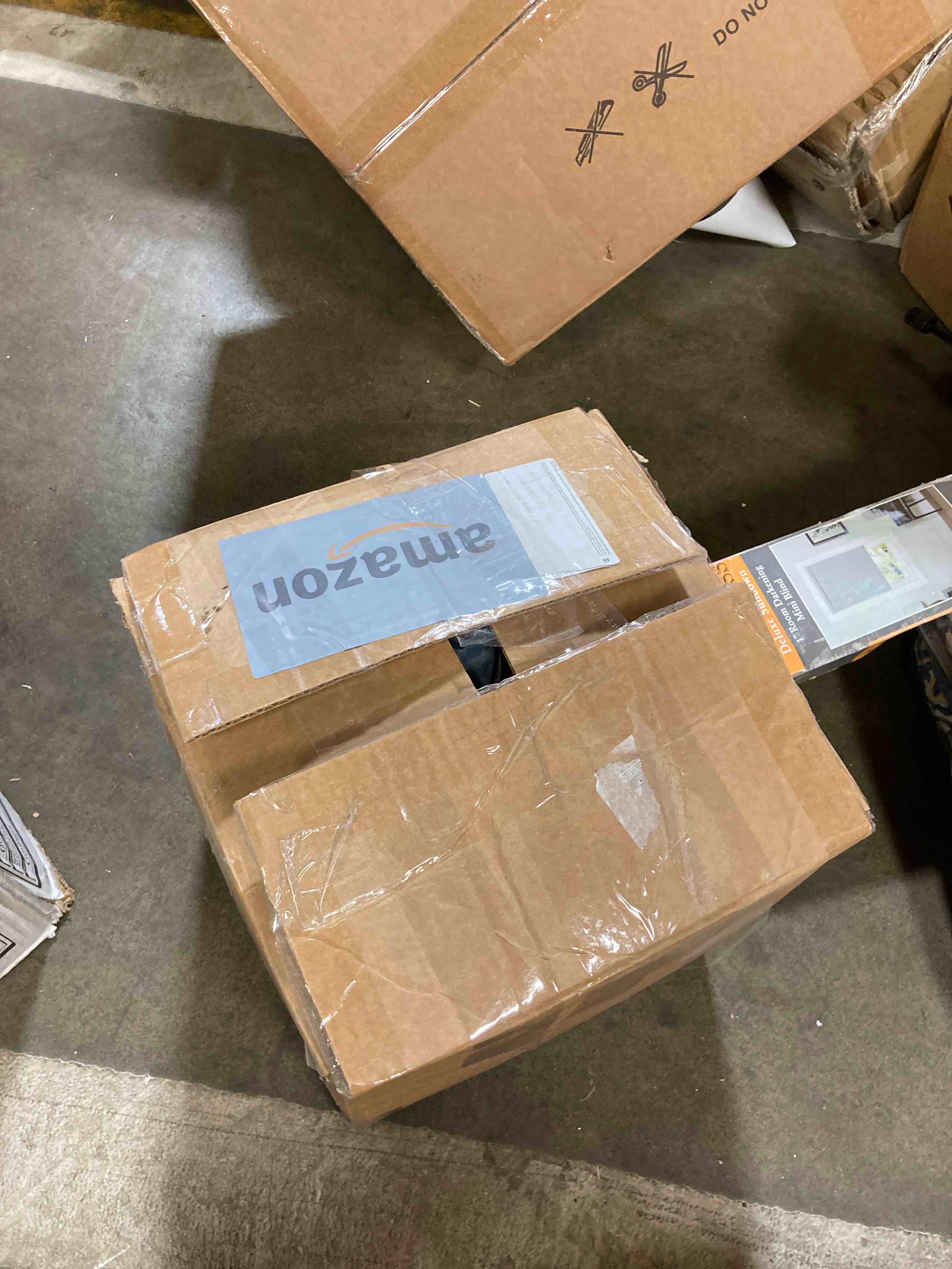 https://s3.amazonaws.com/lotting-images-prod/phillipi/RED5142949_1709742417790.jpeg
