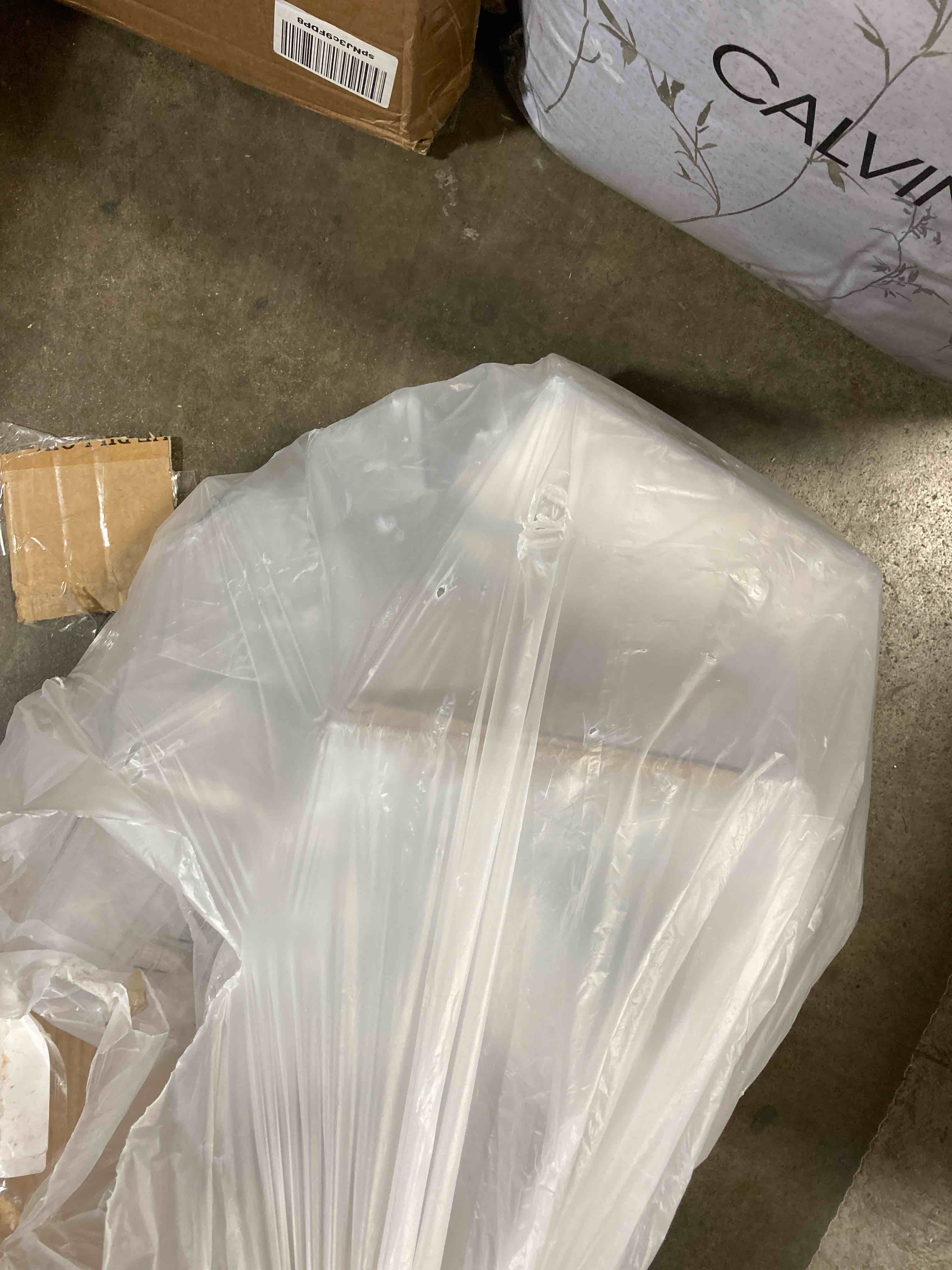 https://s3.amazonaws.com/lotting-images-prod/phillipi/RED5142954_1709741315046.jpeg