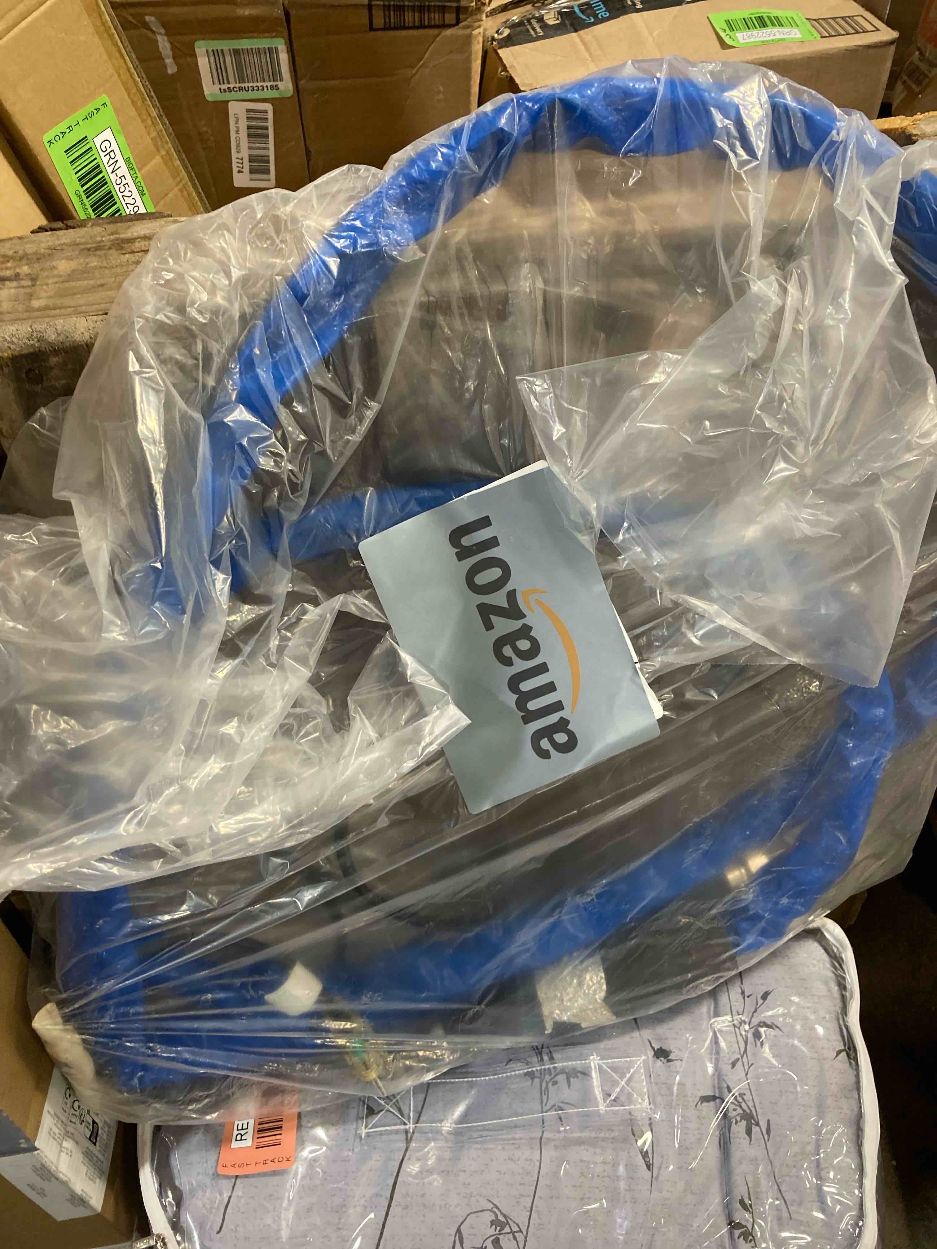 https://s3.amazonaws.com/lotting-images-prod/phillipi/RED5142961_1709740663076.jpeg