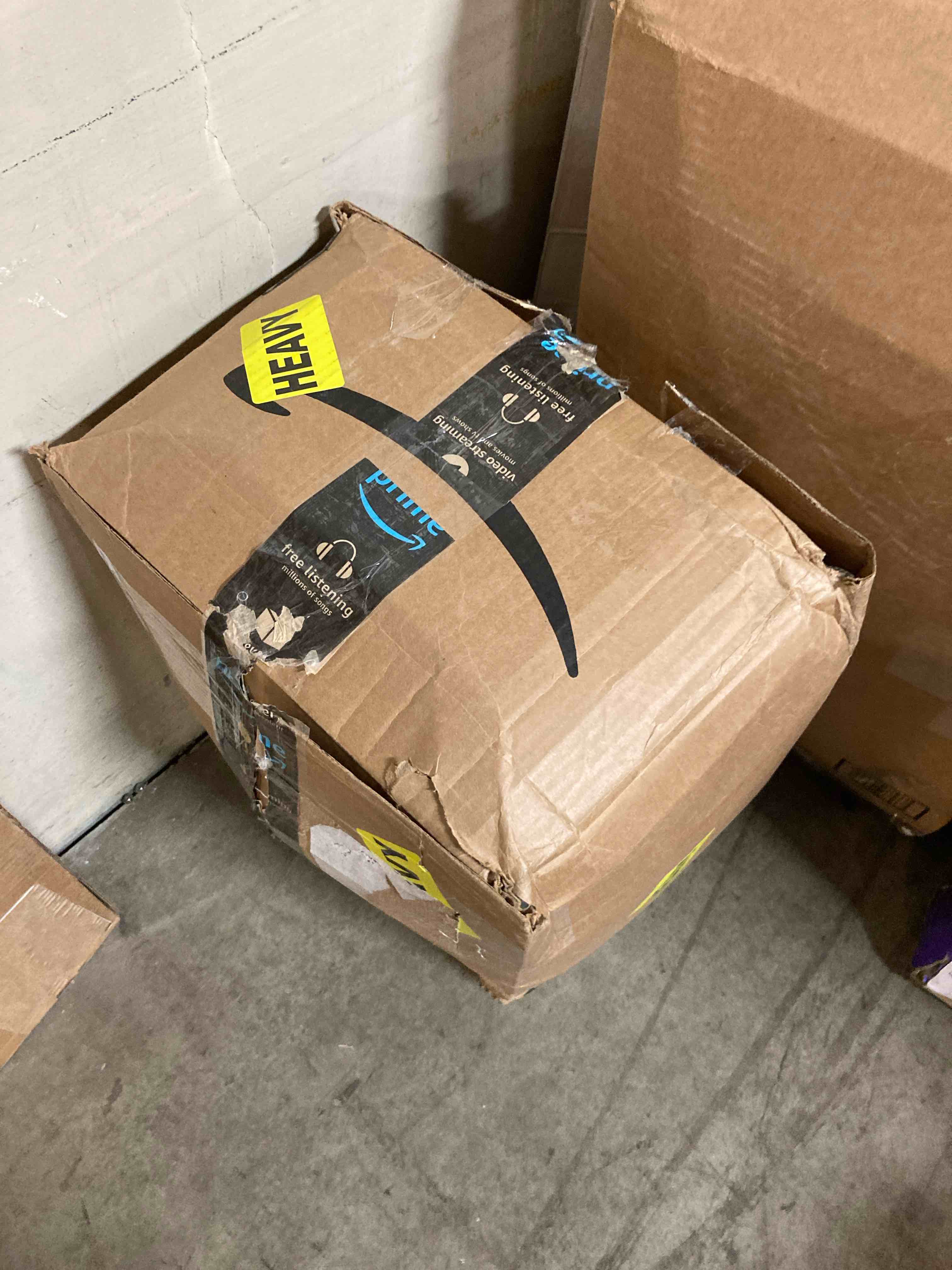 https://s3.amazonaws.com/lotting-images-prod/phillipi/RED5143237_1710180815716.jpeg