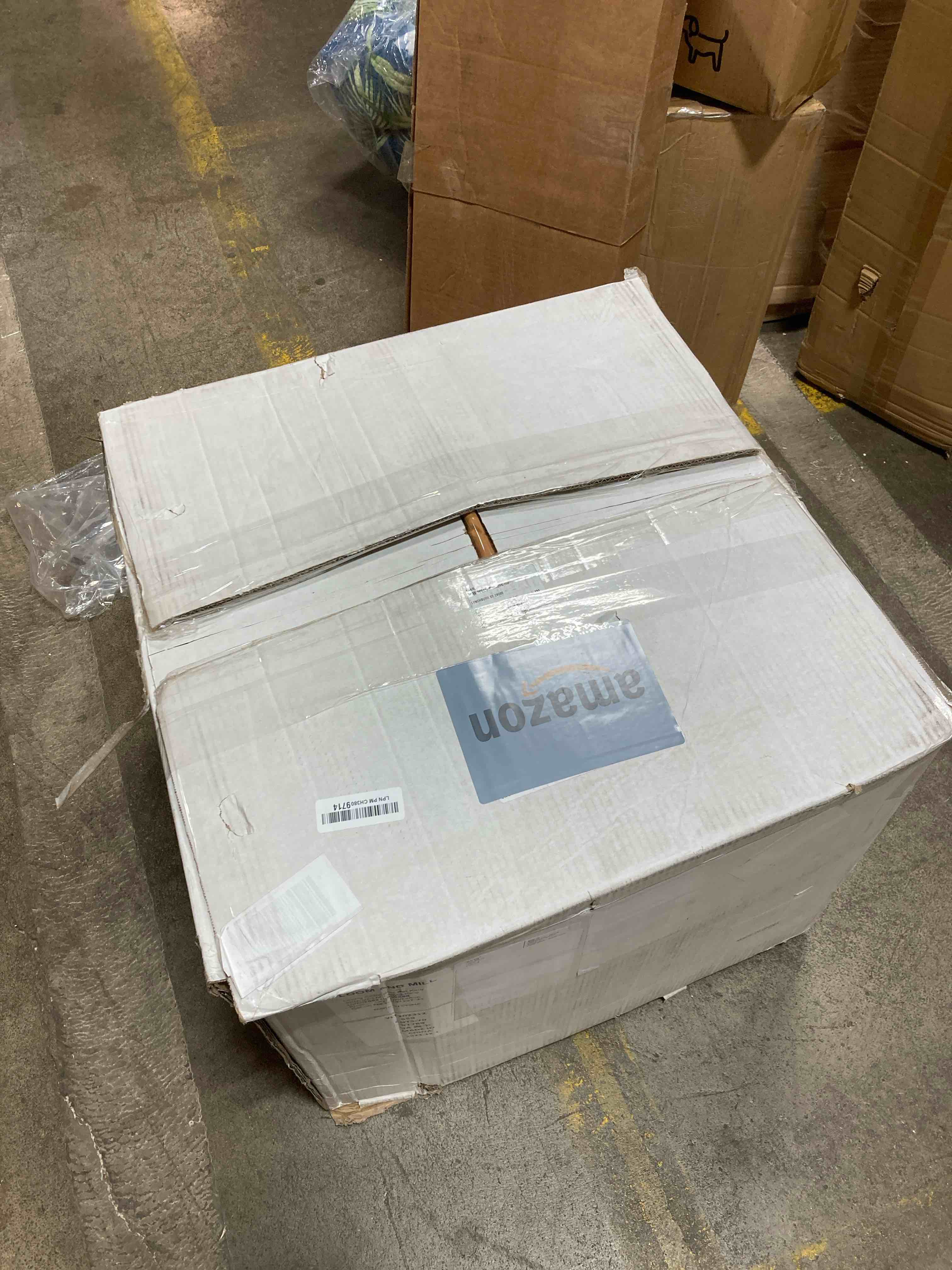 https://s3.amazonaws.com/lotting-images-prod/phillipi/RED5143545_1710513770434.jpeg