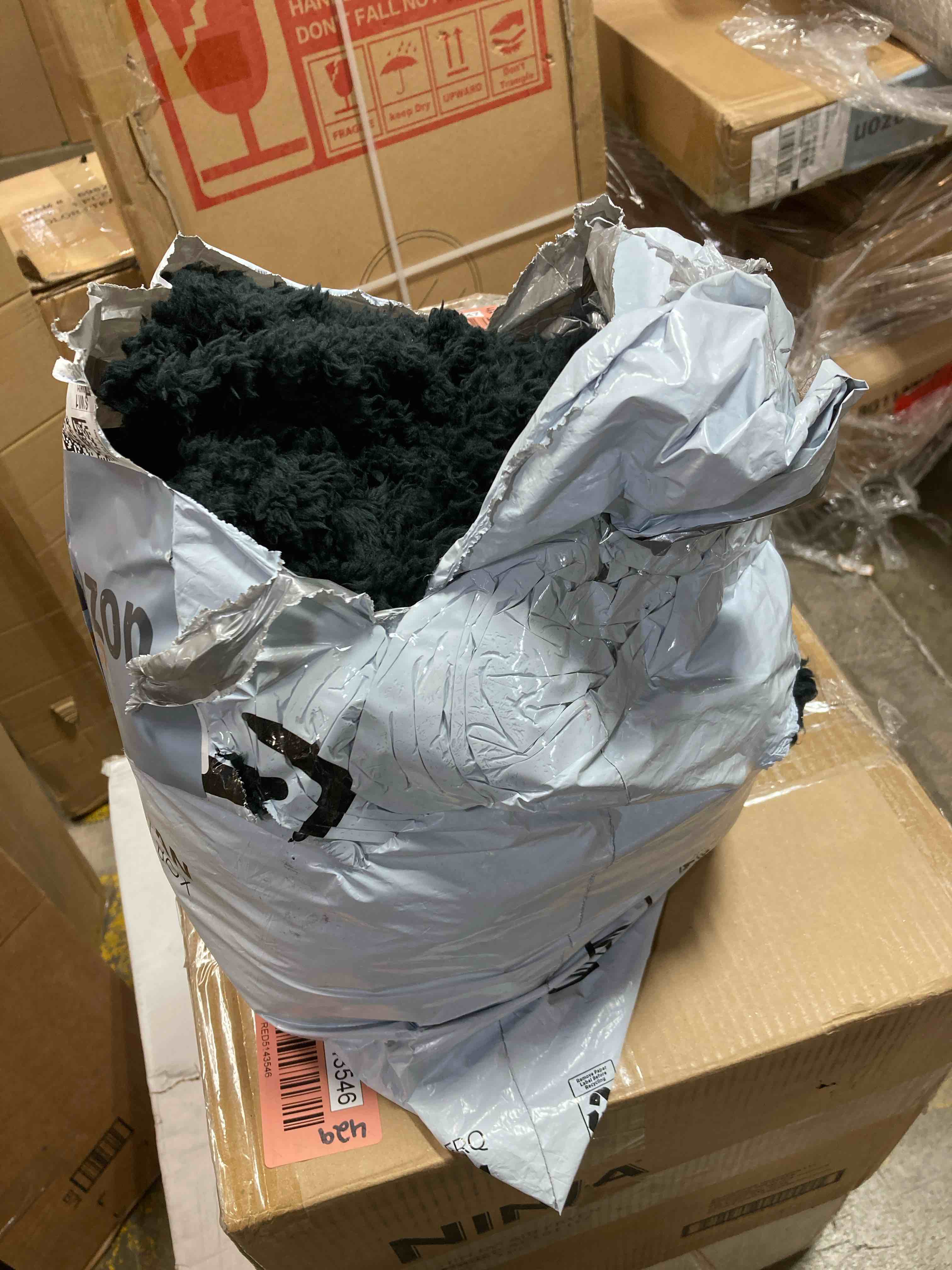https://s3.amazonaws.com/lotting-images-prod/phillipi/RED5143548_1710514156982.jpeg