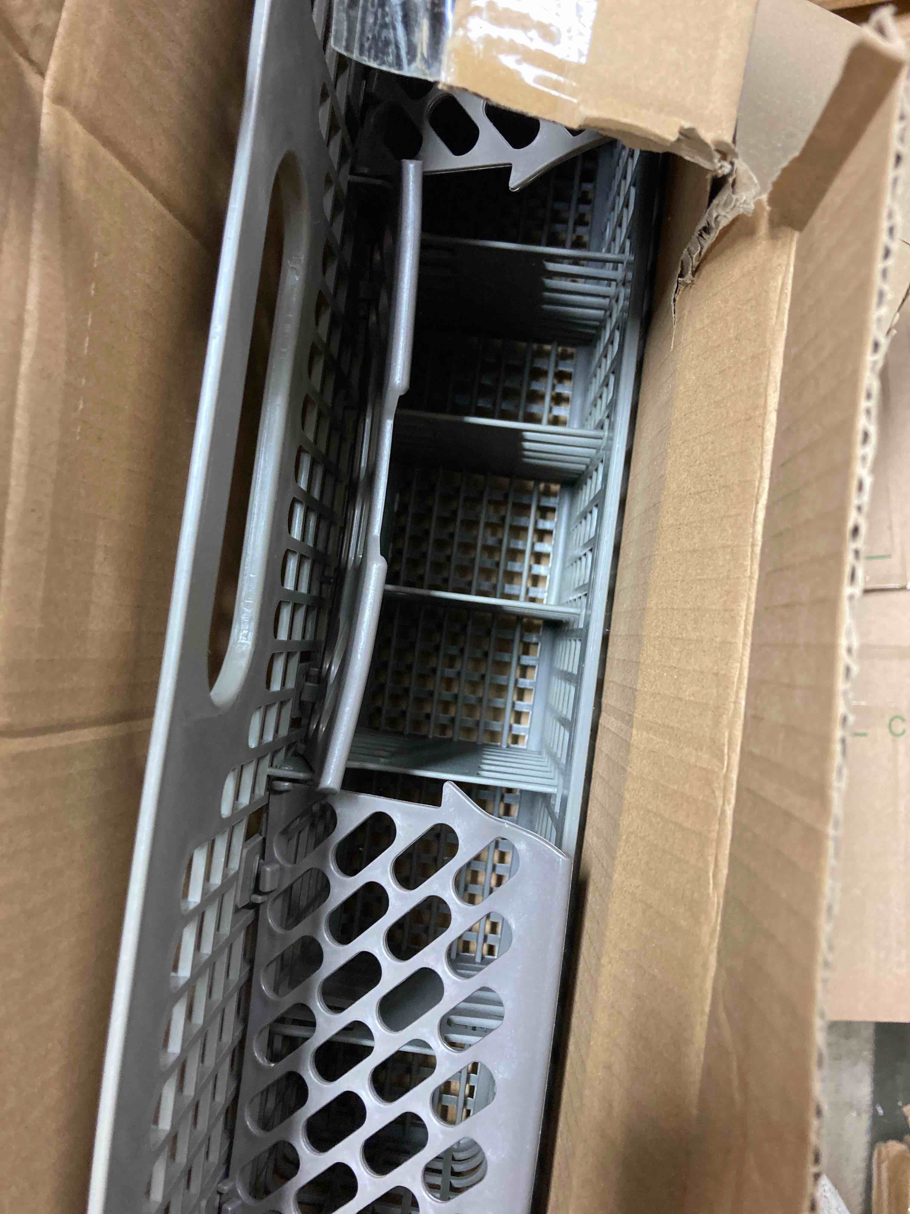 https://s3.amazonaws.com/lotting-images-prod/phillipi/RED5143726_1710943596131.jpeg