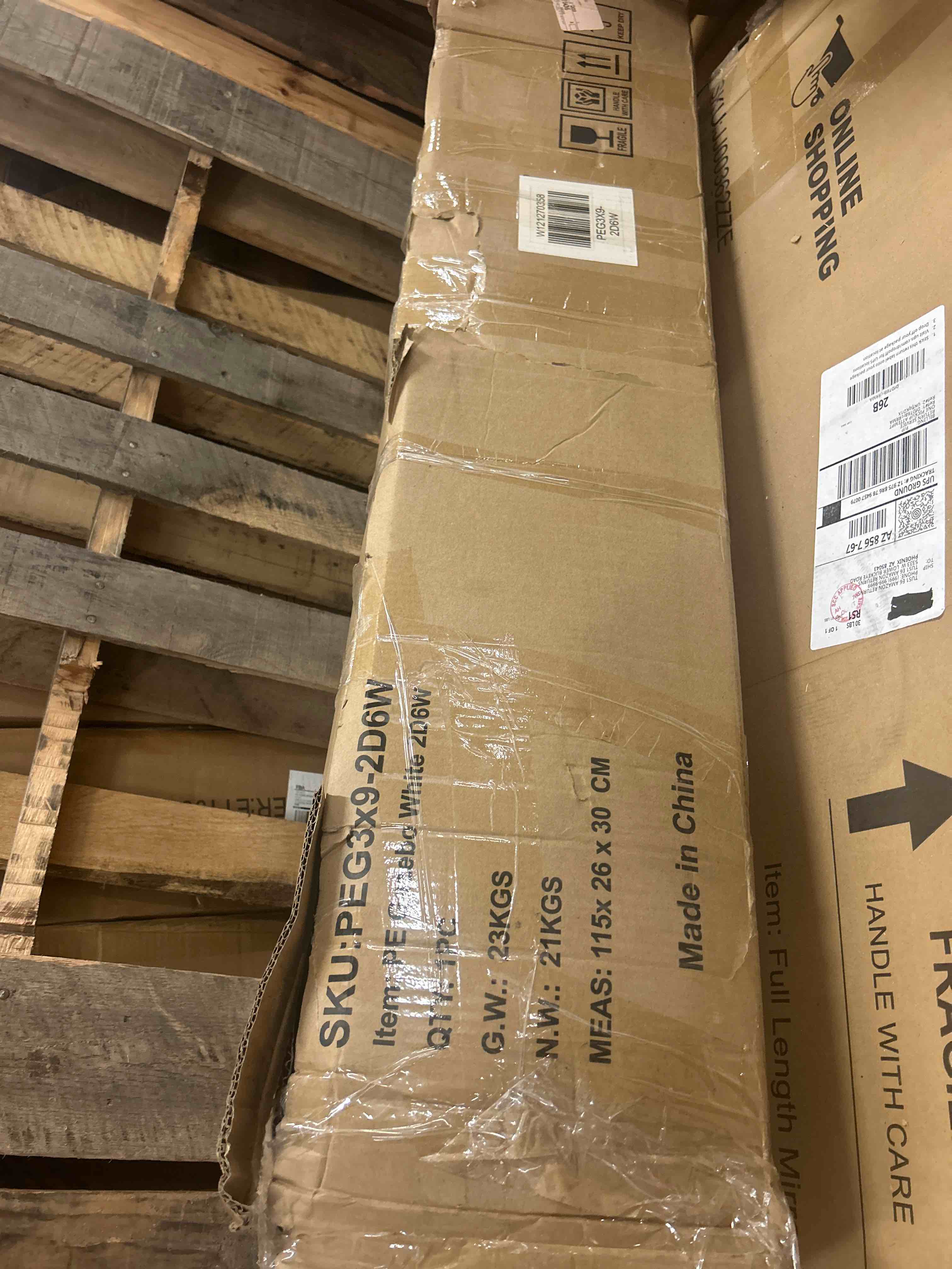 https://s3.amazonaws.com/lotting-images-prod/phillipi/RED5180117_1693600688126.jpeg