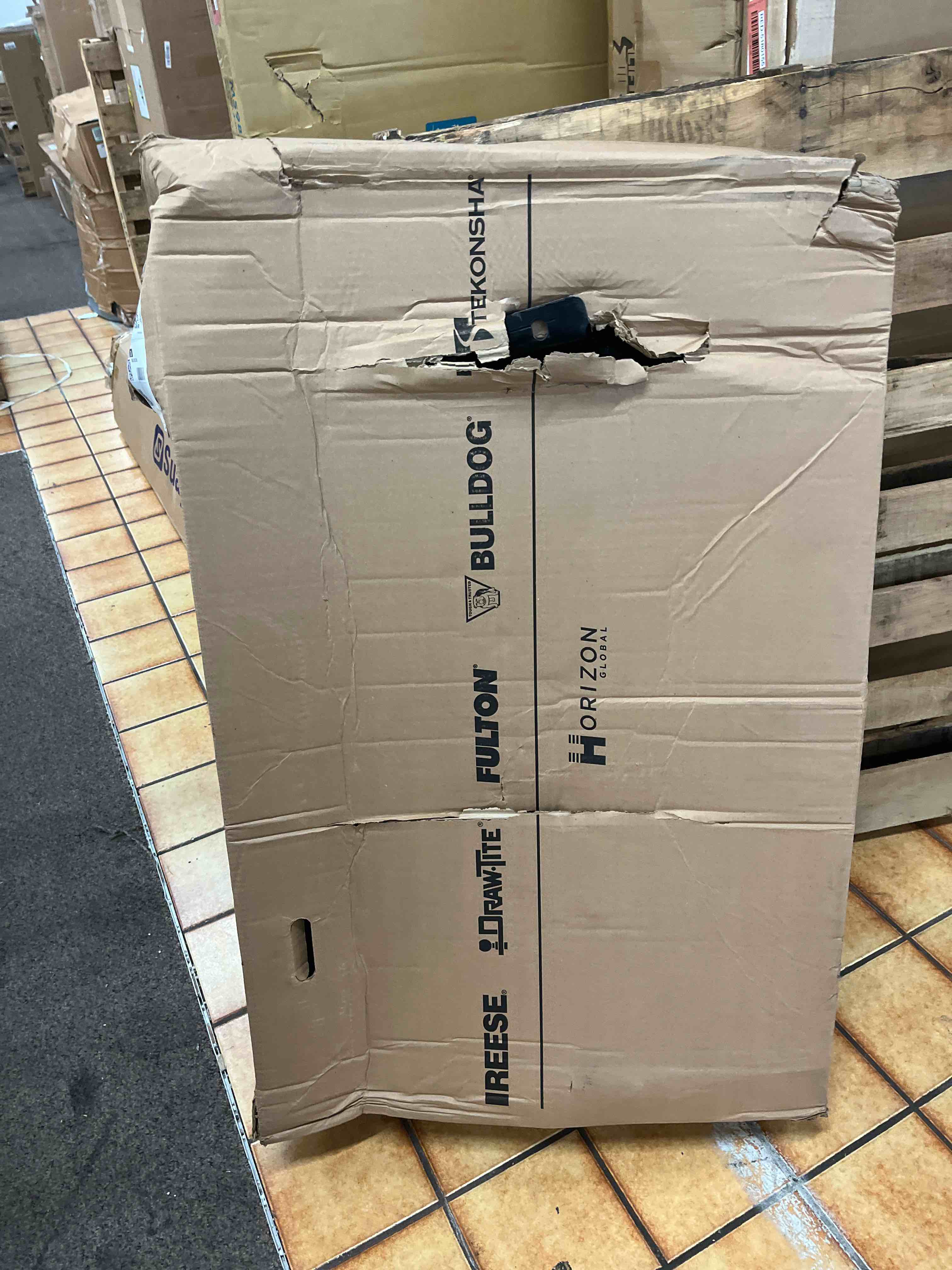 https://s3.amazonaws.com/lotting-images-prod/phillipi/RED5180145_1695152969996.jpeg