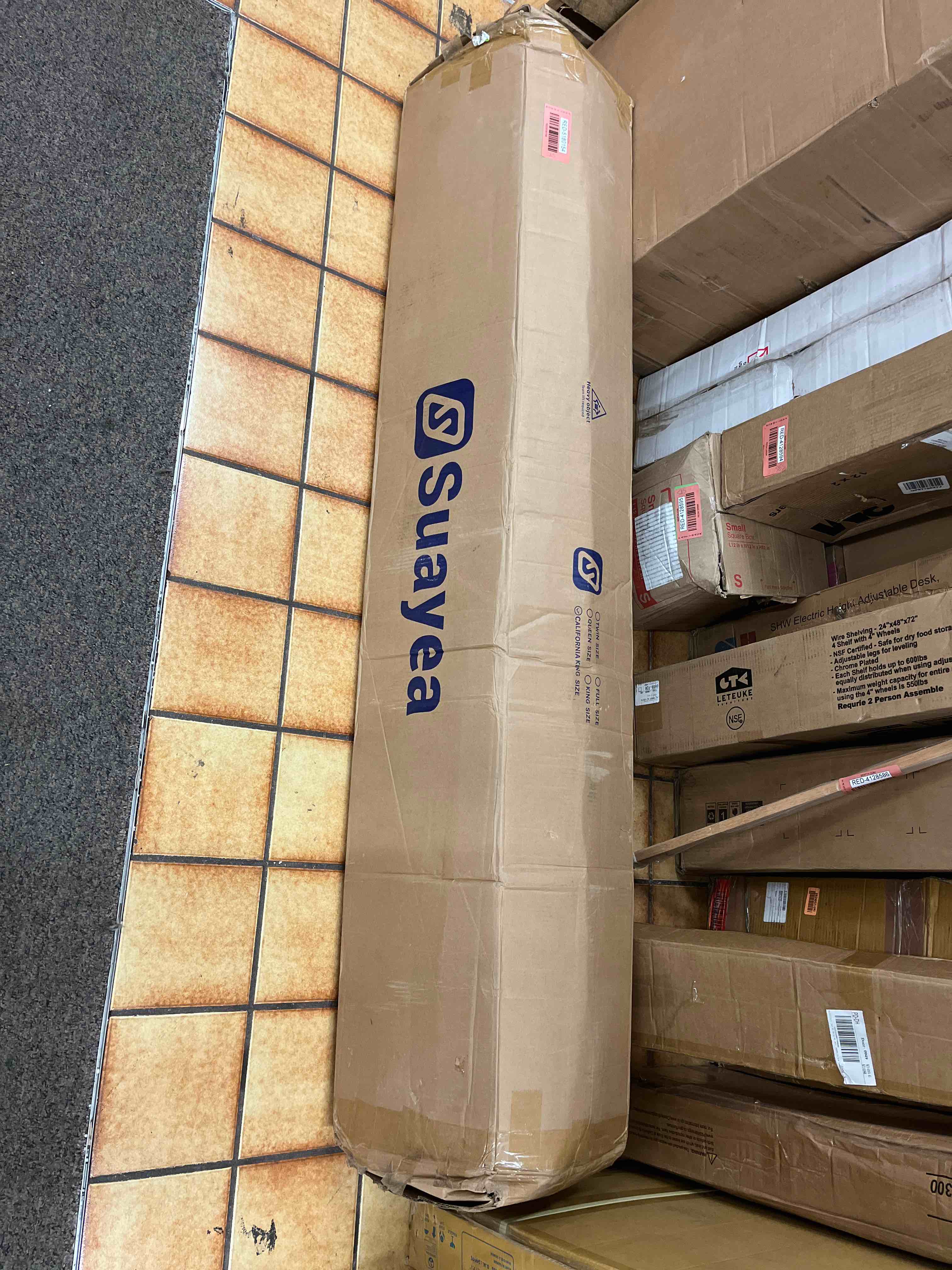 https://s3.amazonaws.com/lotting-images-prod/phillipi/RED5180154_1695152322742.jpeg