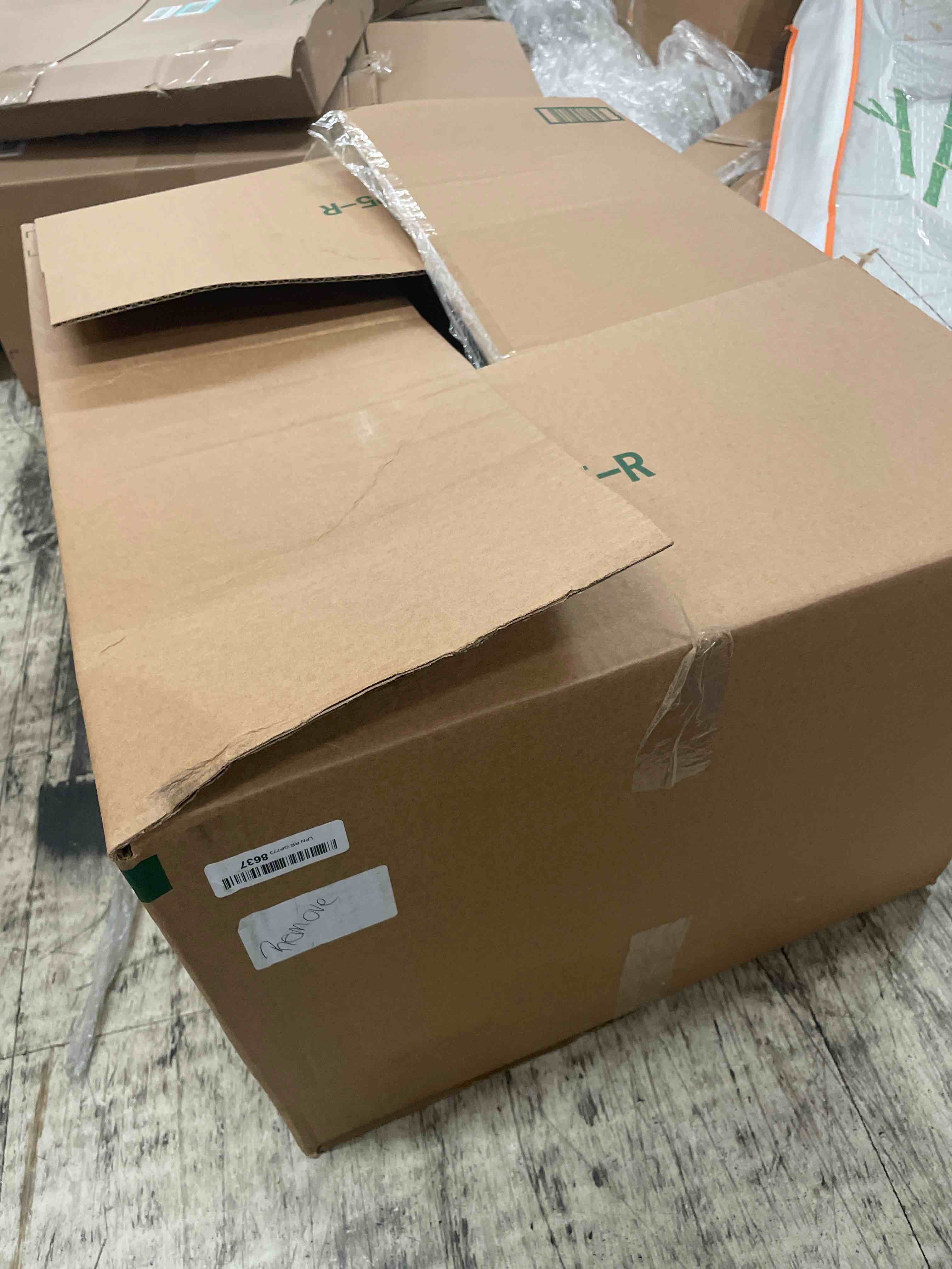 https://s3.amazonaws.com/lotting-images-prod/phillipi/RED5180258_1693581131981.jpeg