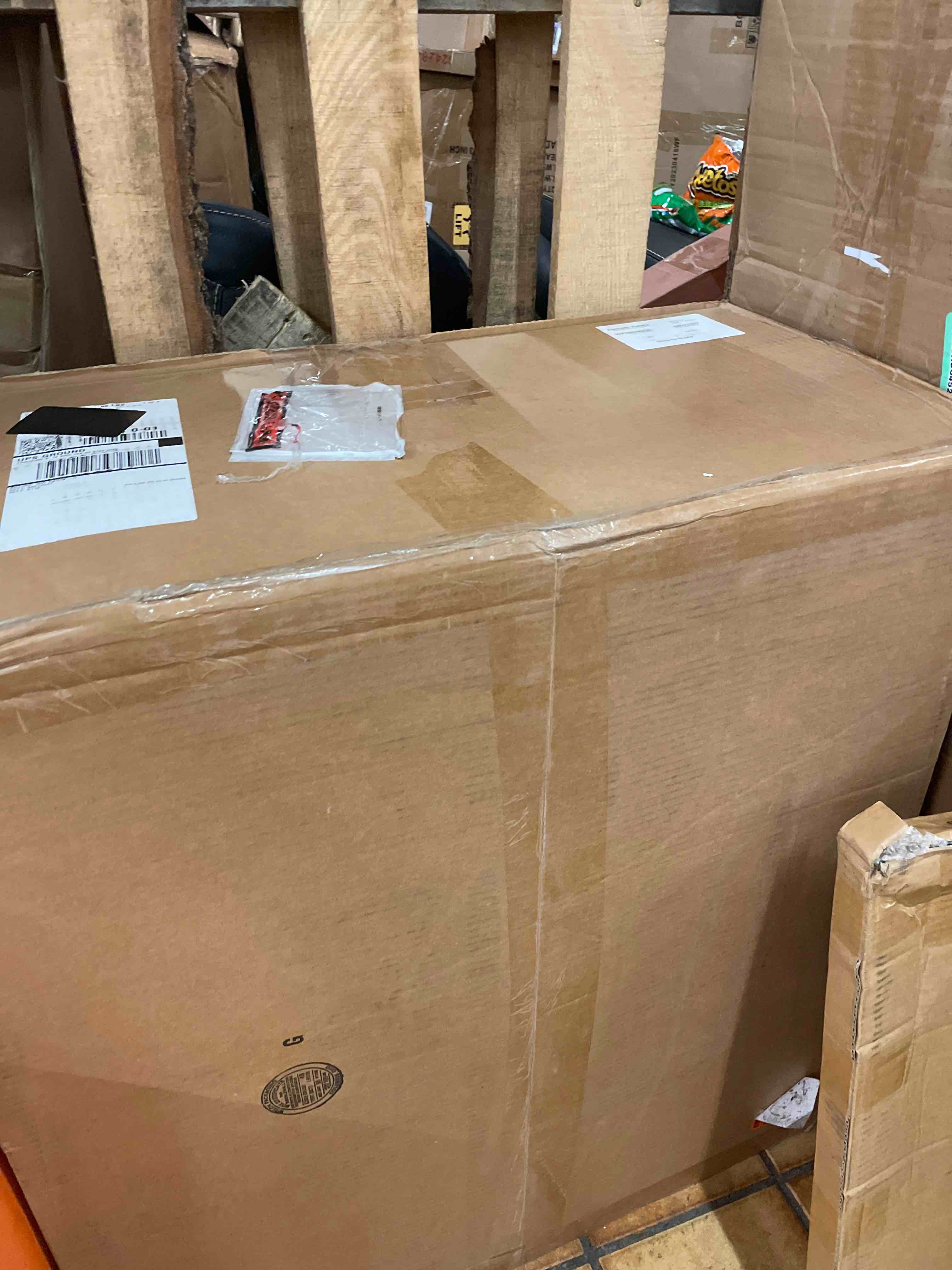 https://s3.amazonaws.com/lotting-images-prod/phillipi/RED5180267_1693598176014.jpeg