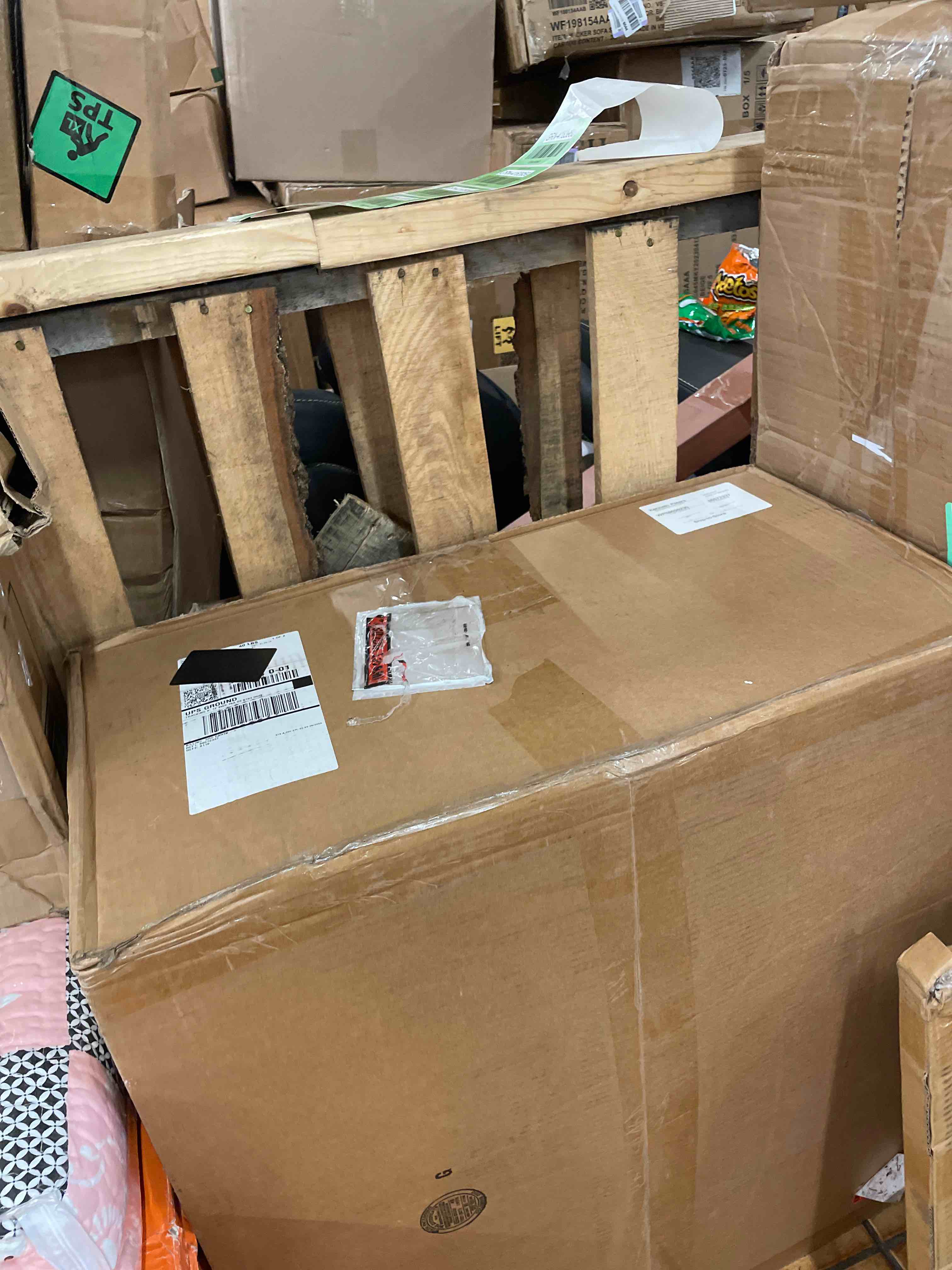 https://s3.amazonaws.com/lotting-images-prod/phillipi/RED5180267_1693598177411.jpeg