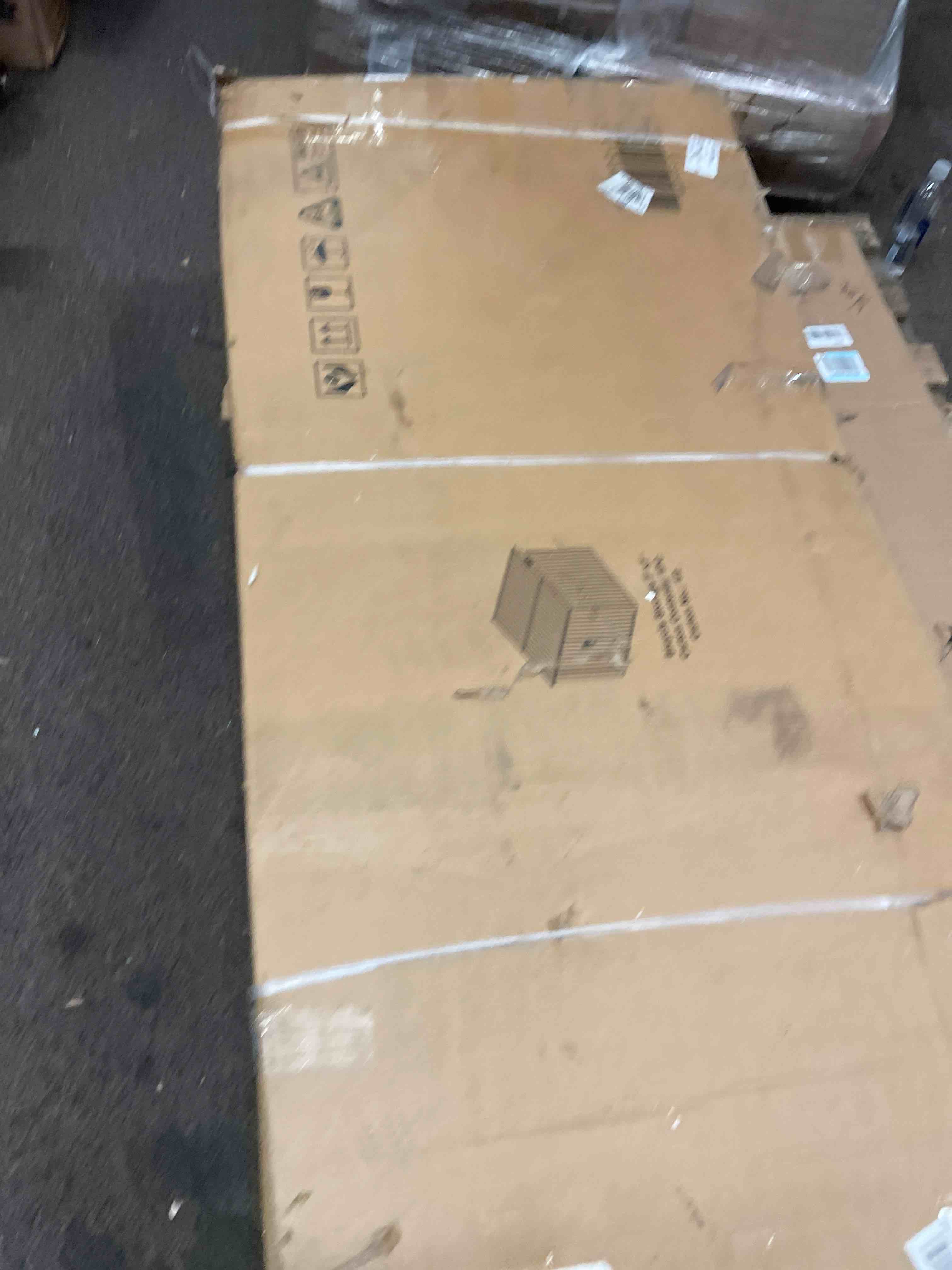 https://s3.amazonaws.com/lotting-images-prod/phillipi/RED5180324_1693589858072.jpeg