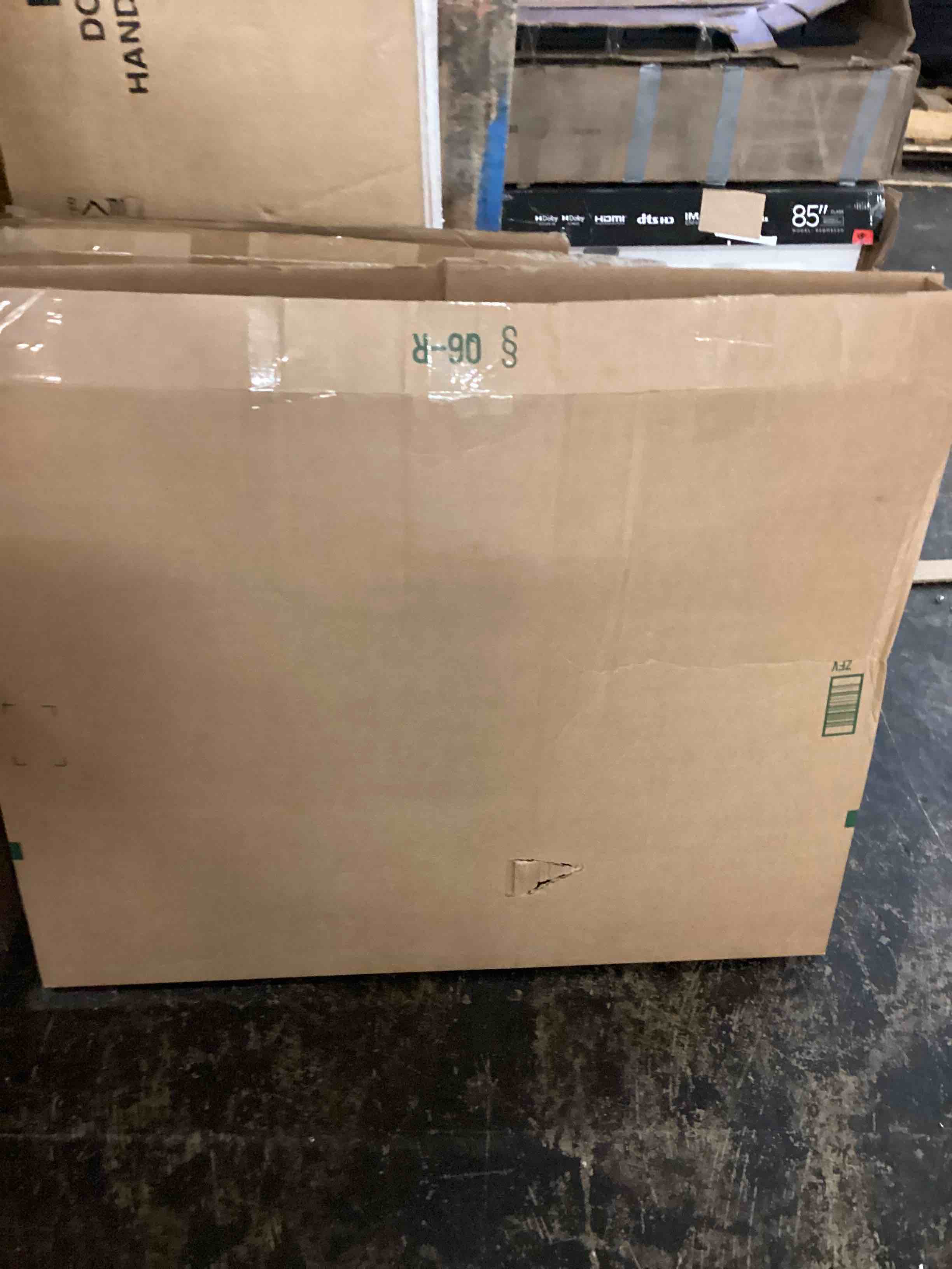 https://s3.amazonaws.com/lotting-images-prod/phillipi/RED5180460_1694443346932.jpeg