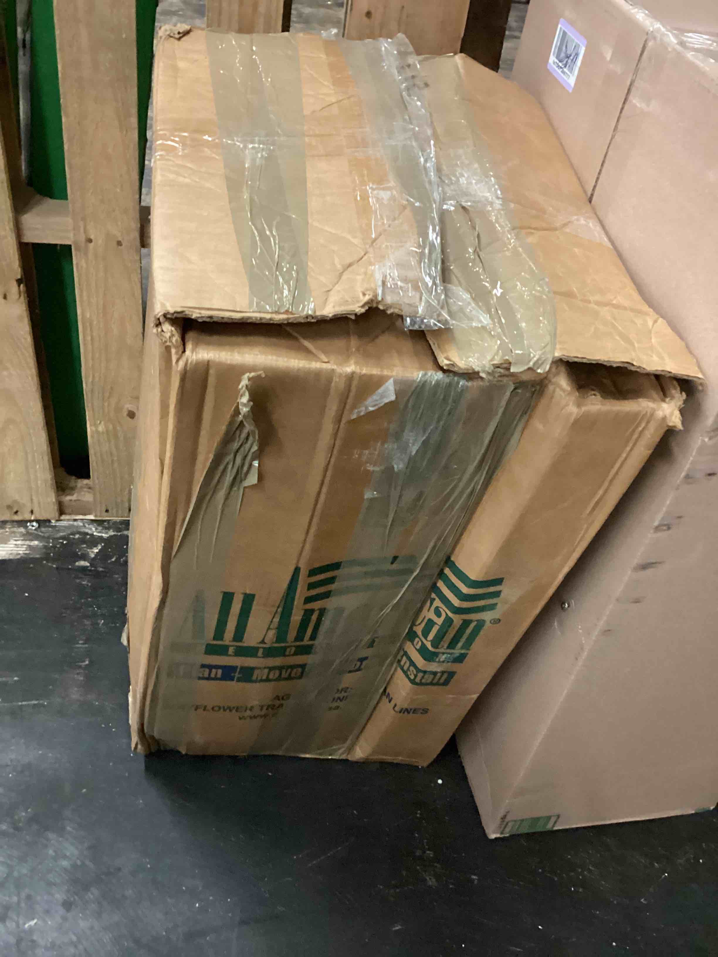 https://s3.amazonaws.com/lotting-images-prod/phillipi/RED5180479_1694452290847.jpeg