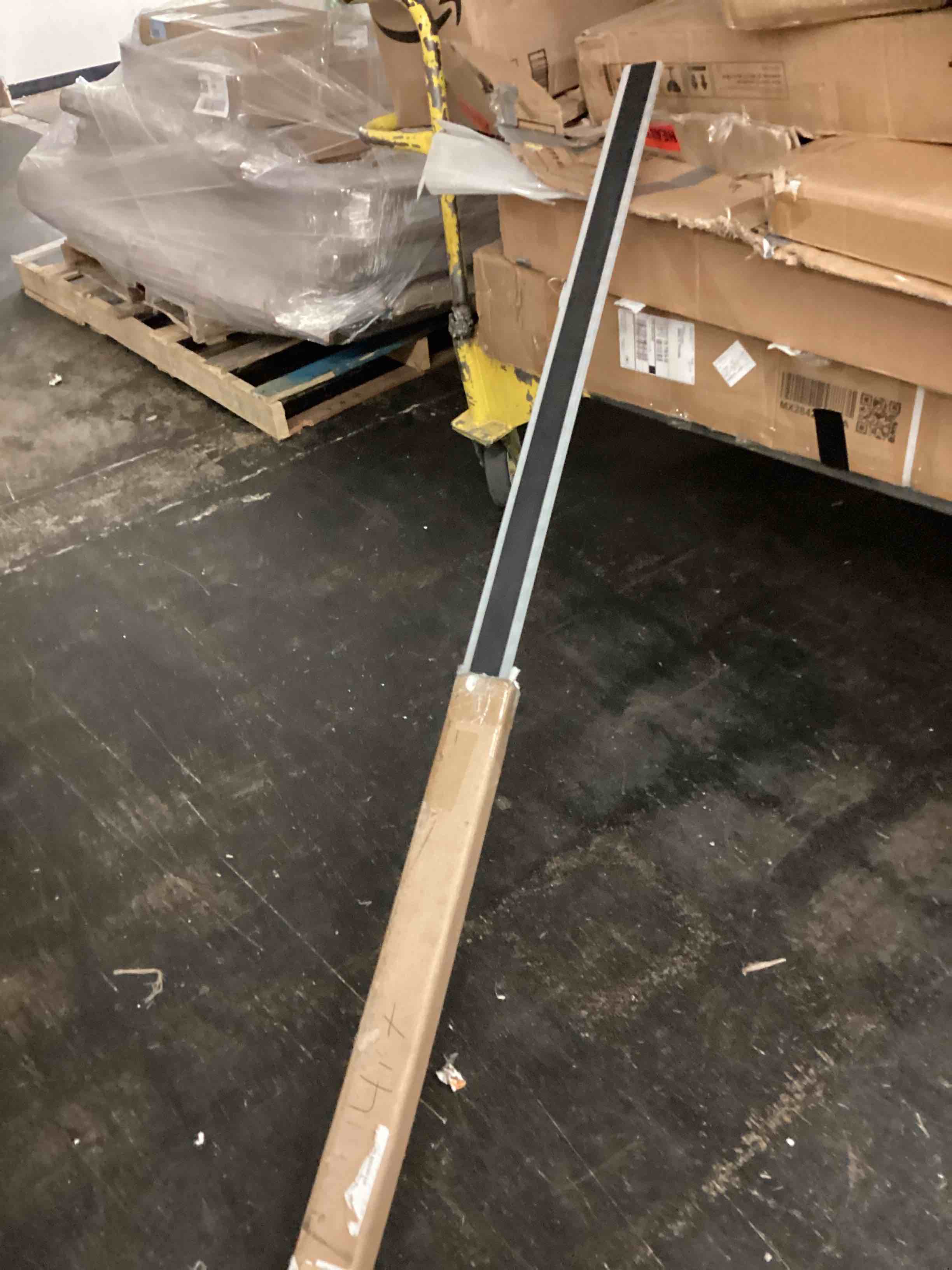 https://s3.amazonaws.com/lotting-images-prod/phillipi/RED5180481_1694452729415.jpeg