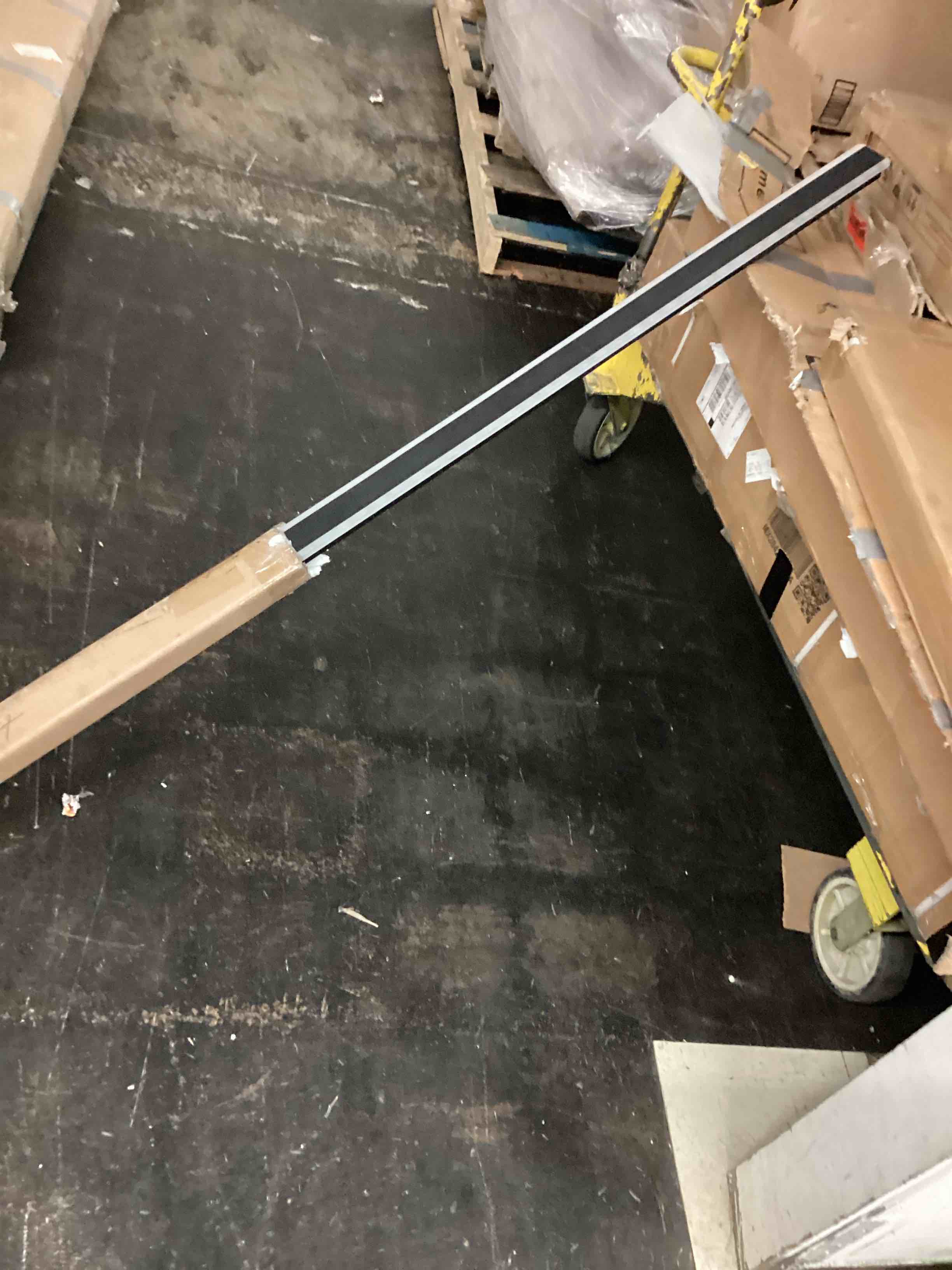 https://s3.amazonaws.com/lotting-images-prod/phillipi/RED5180481_1694452732882.jpeg