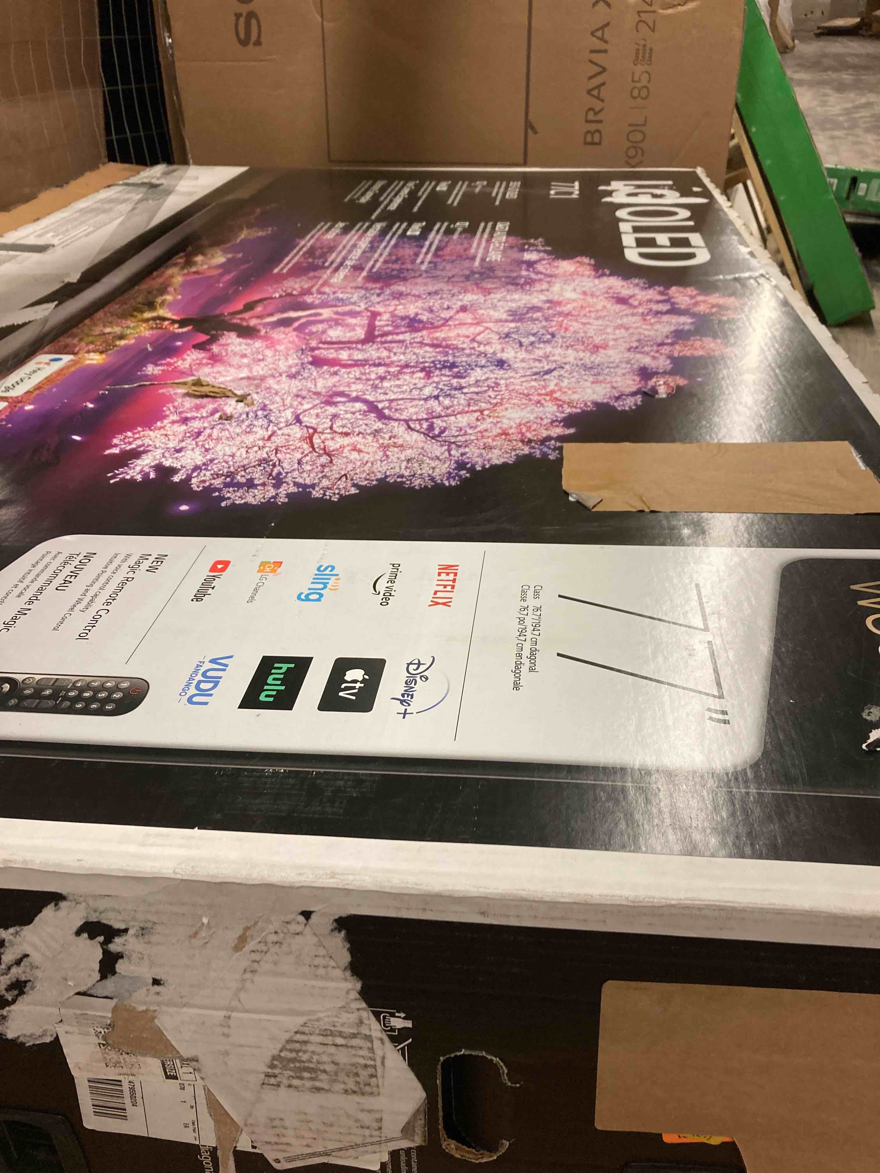 https://s3.amazonaws.com/lotting-images-prod/phillipi/RED5180882_1694813828784.jpeg