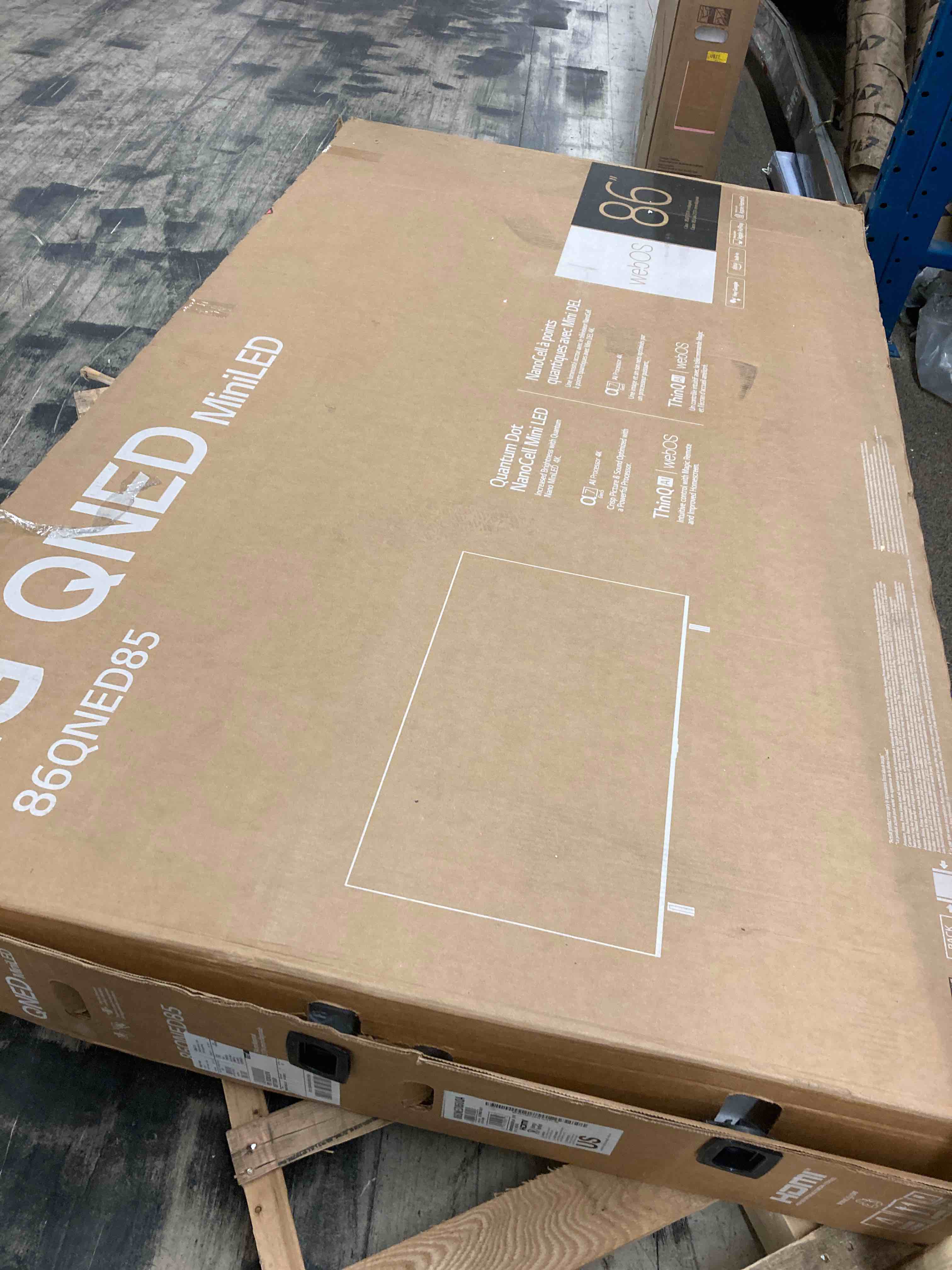 https://s3.amazonaws.com/lotting-images-prod/phillipi/RED5180883_1694813918651.jpeg