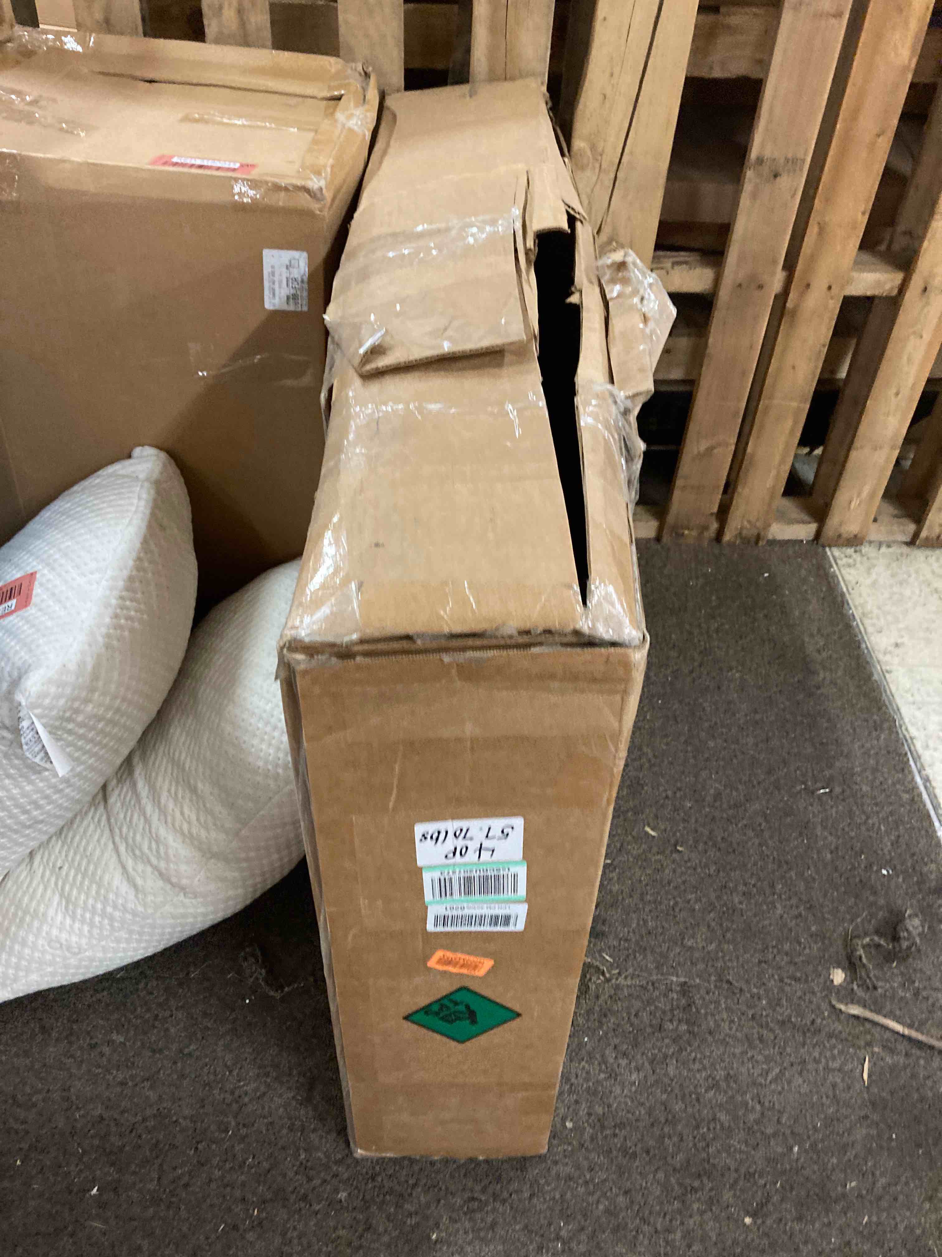 https://s3.amazonaws.com/lotting-images-prod/phillipi/RED5180946_1695164787492.jpeg