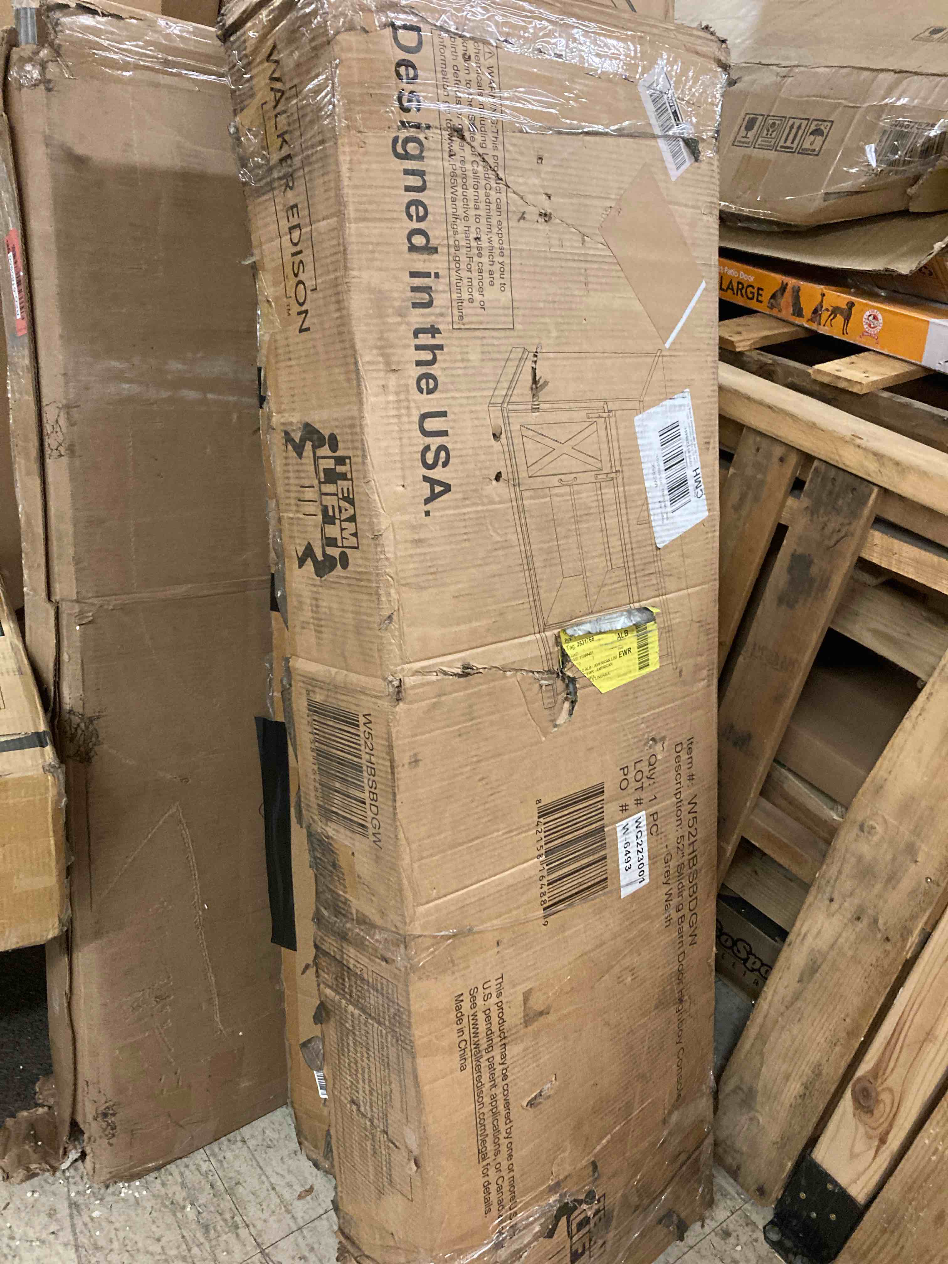 https://s3.amazonaws.com/lotting-images-prod/phillipi/RED5180952_1695176926008.jpeg
