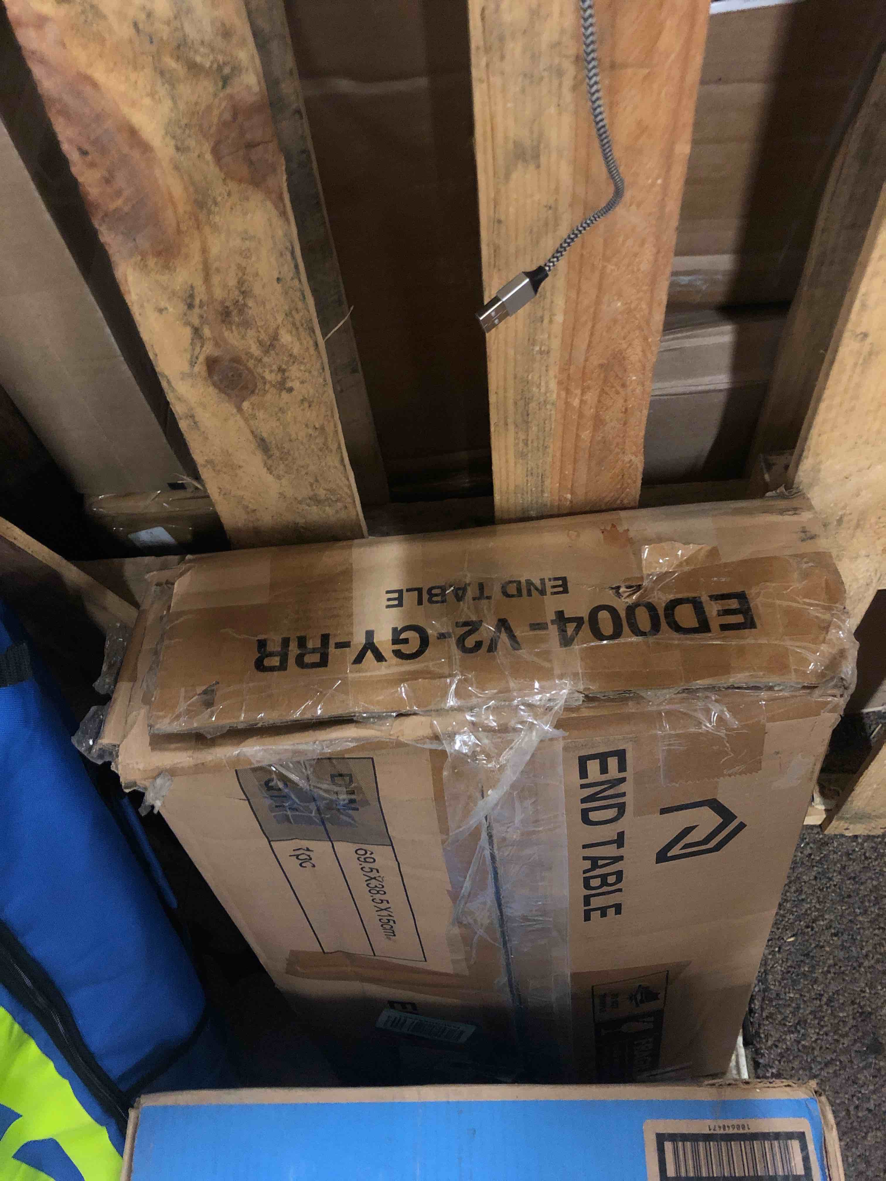 https://s3.amazonaws.com/lotting-images-prod/phillipi/RED5180956_1695415168045.jpeg