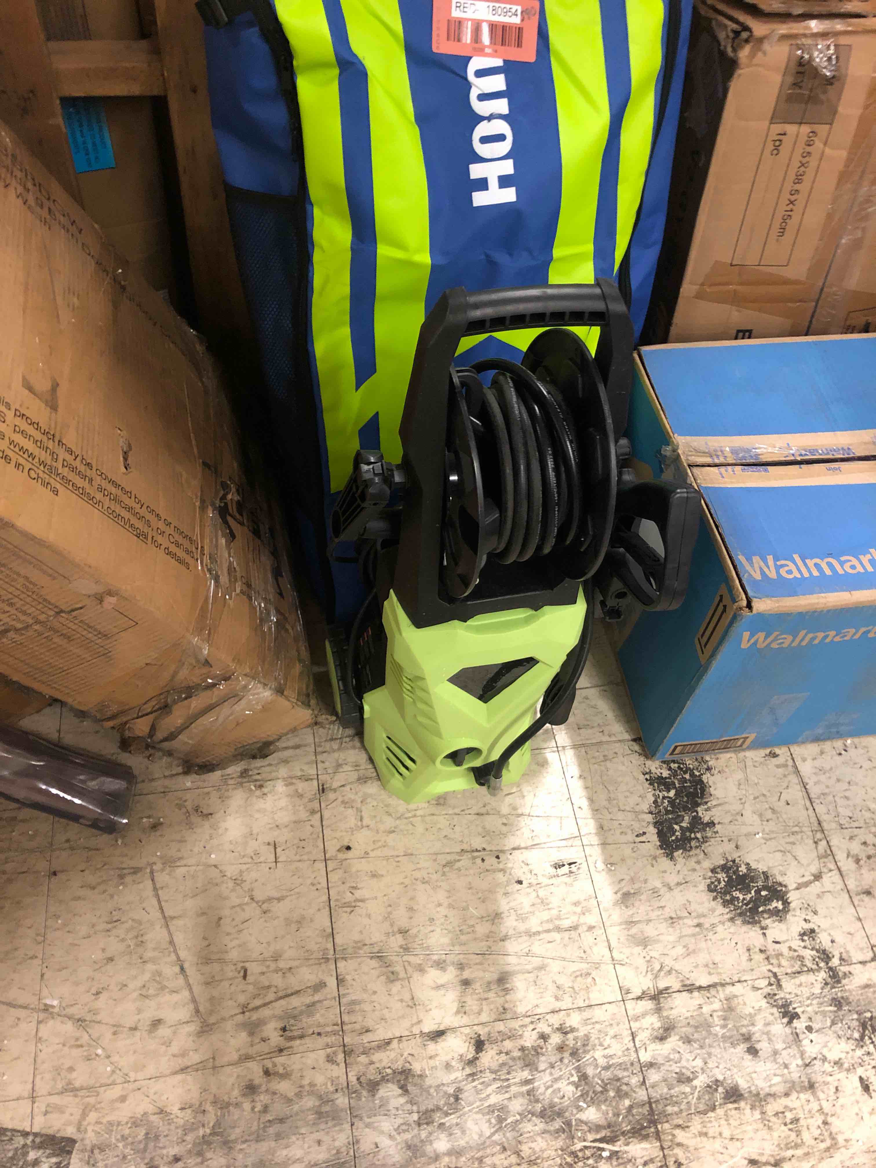 https://s3.amazonaws.com/lotting-images-prod/phillipi/RED5180958_1695416756822.jpeg