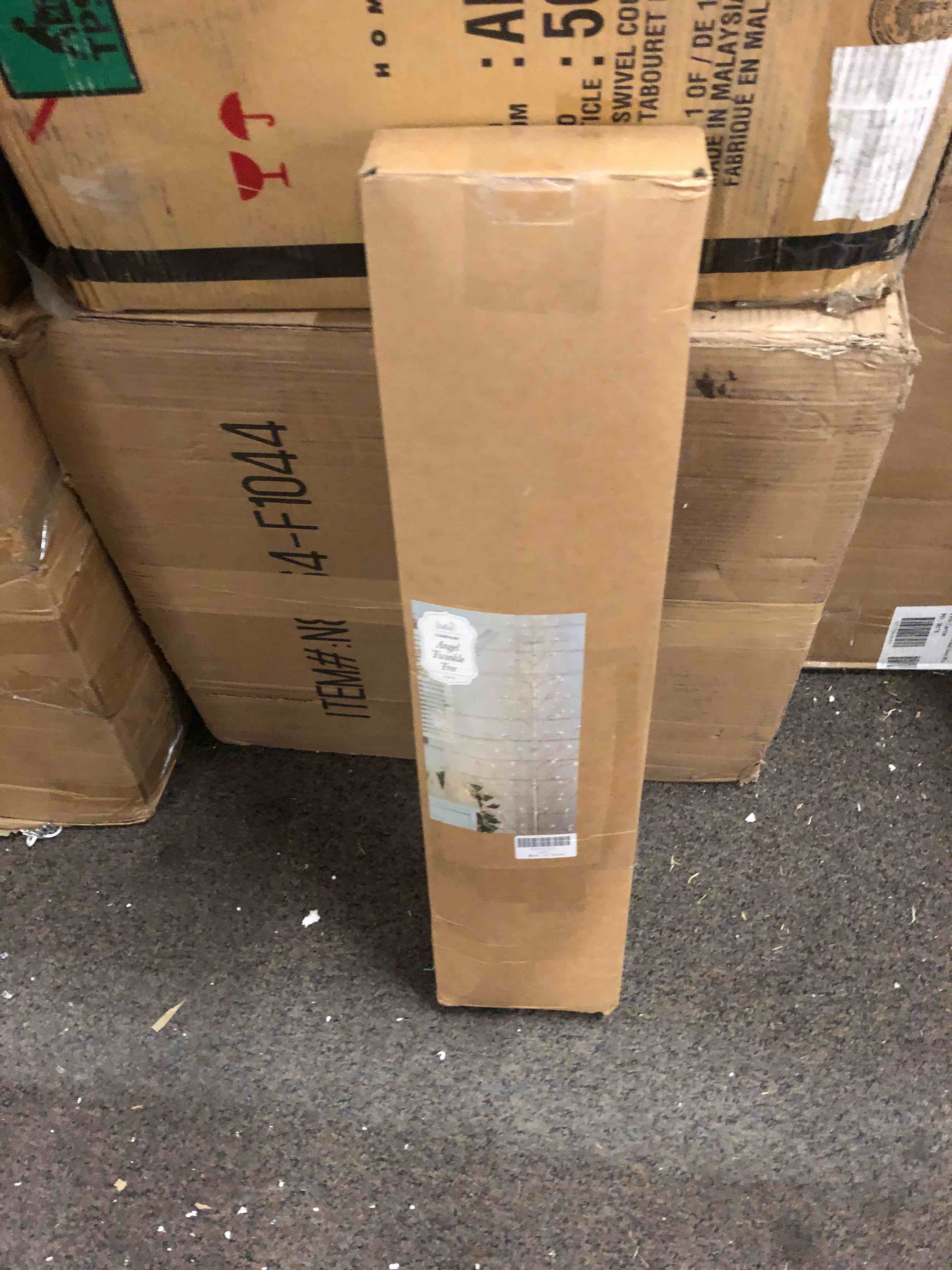 https://s3.amazonaws.com/lotting-images-prod/phillipi/RED5180960_1695417029886.jpeg
