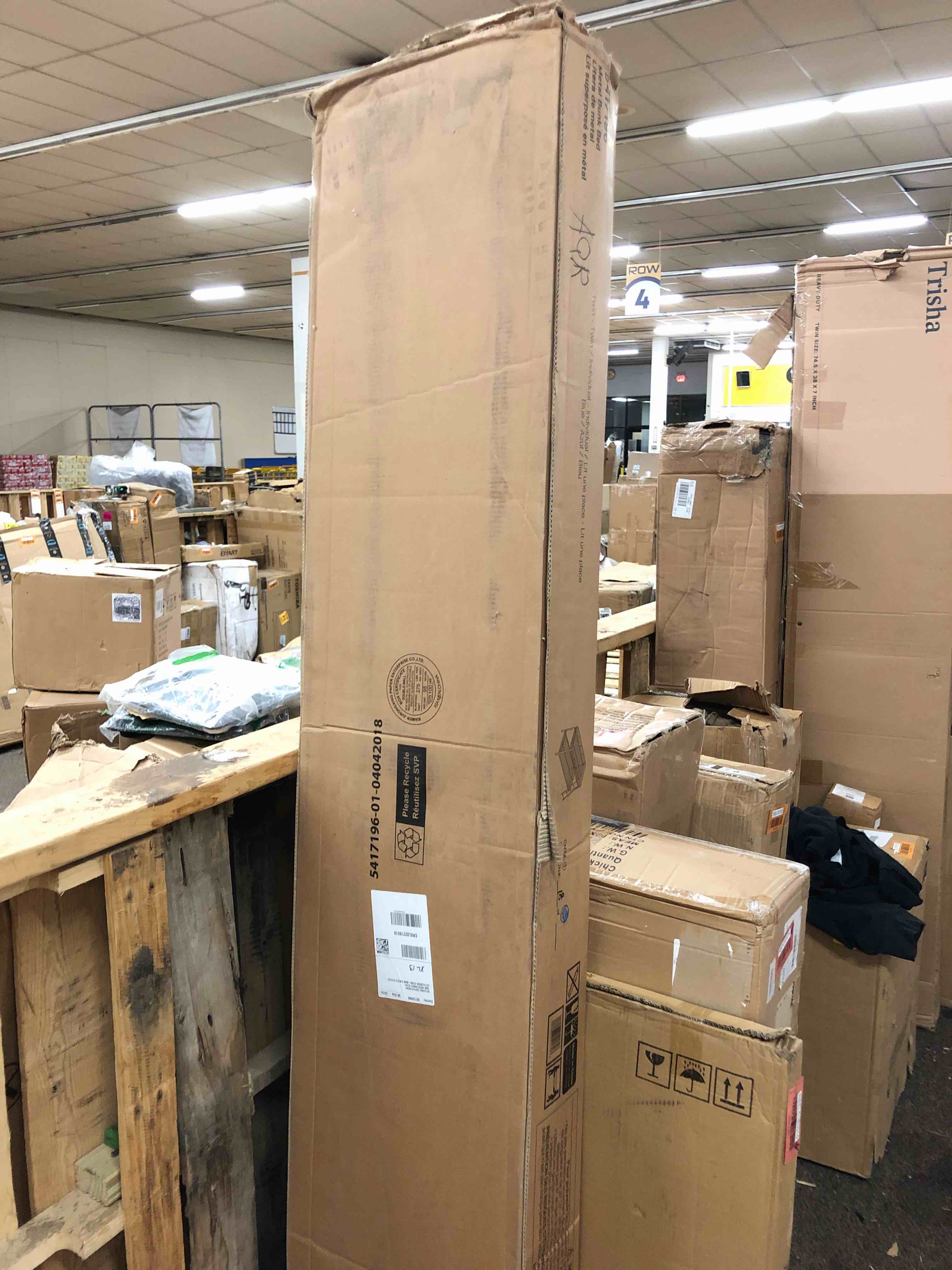 https://s3.amazonaws.com/lotting-images-prod/phillipi/RED5181016_1695262881190.jpeg