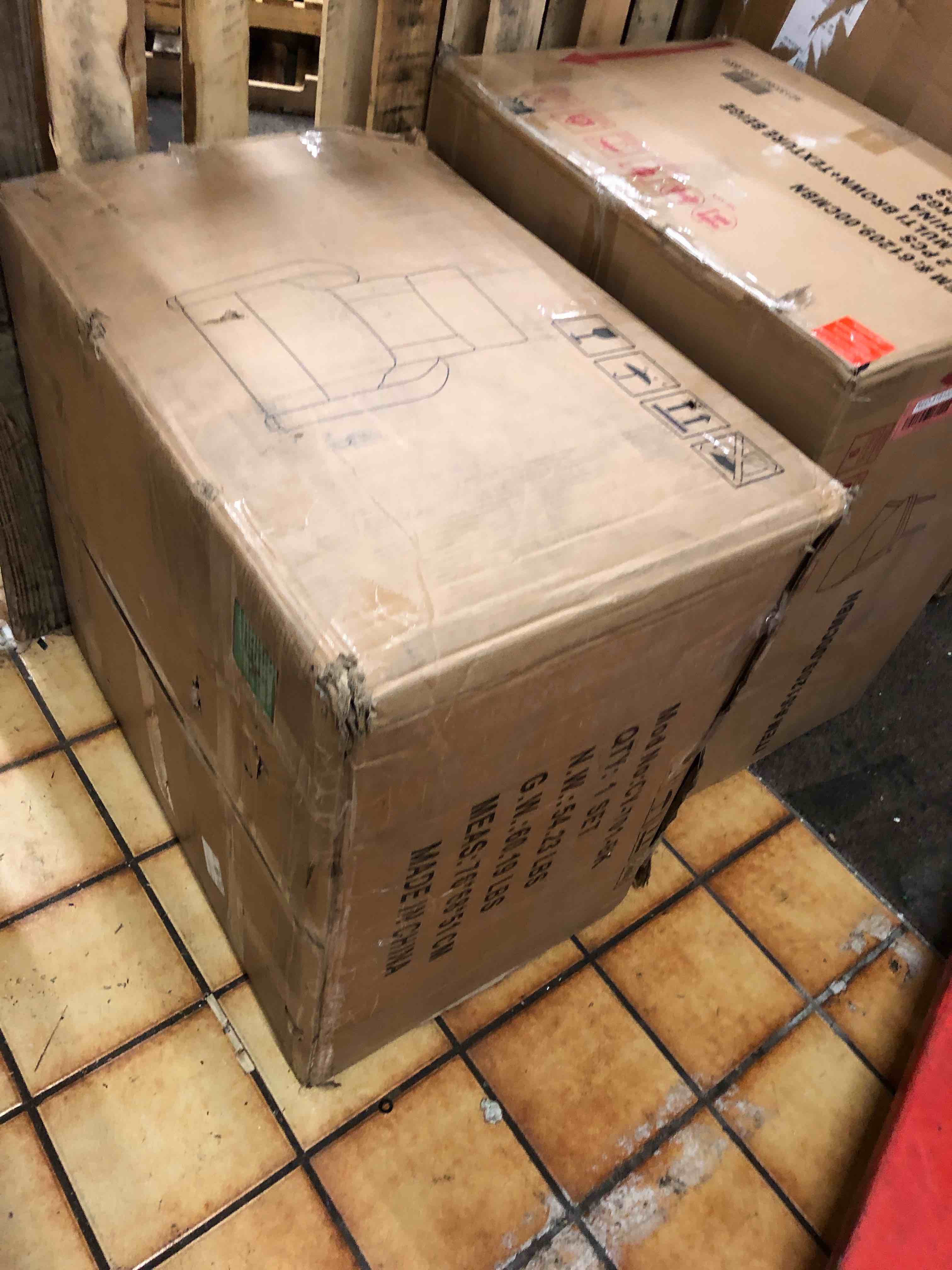 https://s3.amazonaws.com/lotting-images-prod/phillipi/RED5181021_1695263860212.jpeg
