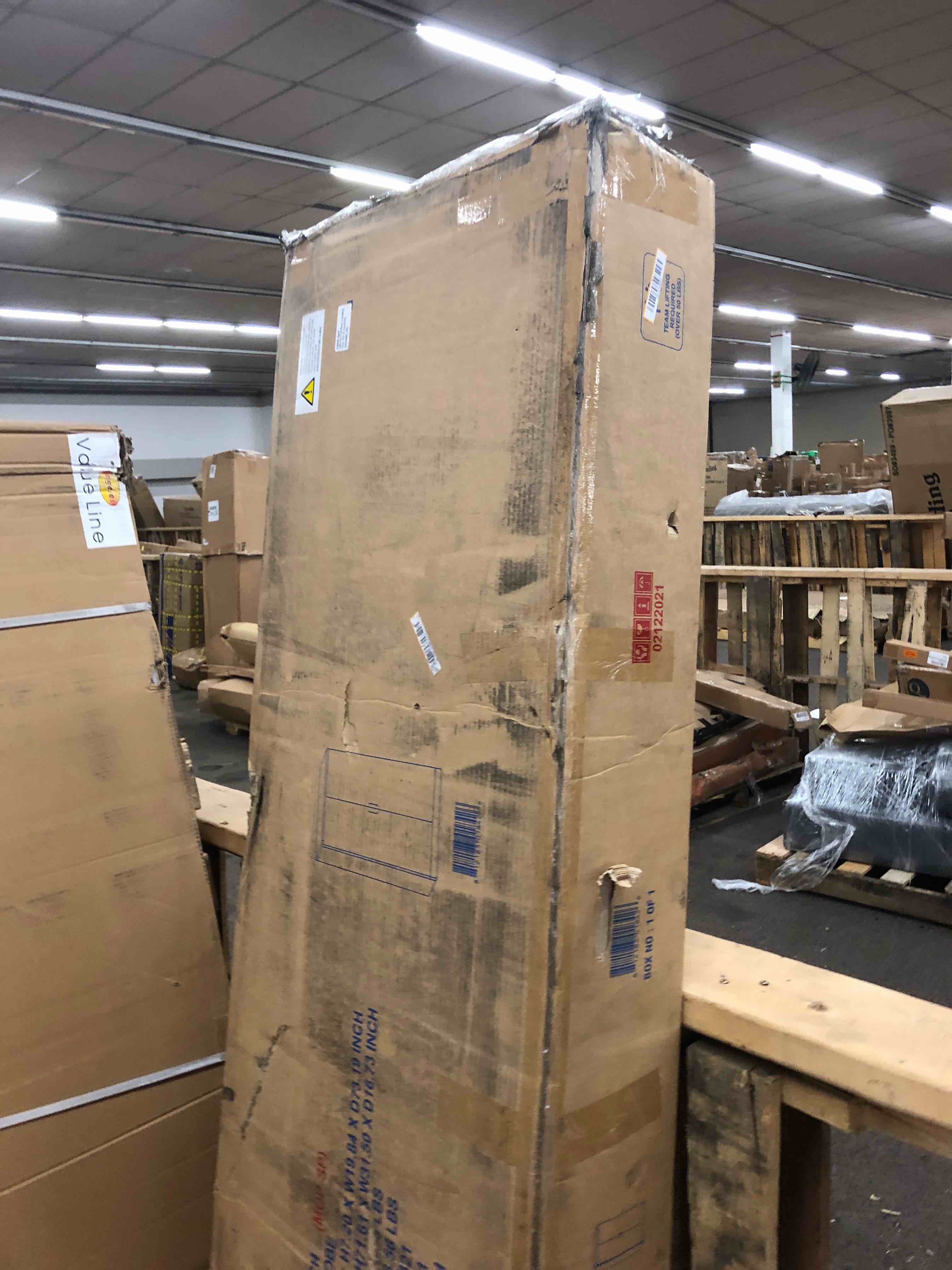 https://s3.amazonaws.com/lotting-images-prod/phillipi/RED5181377_1695843044497.jpeg