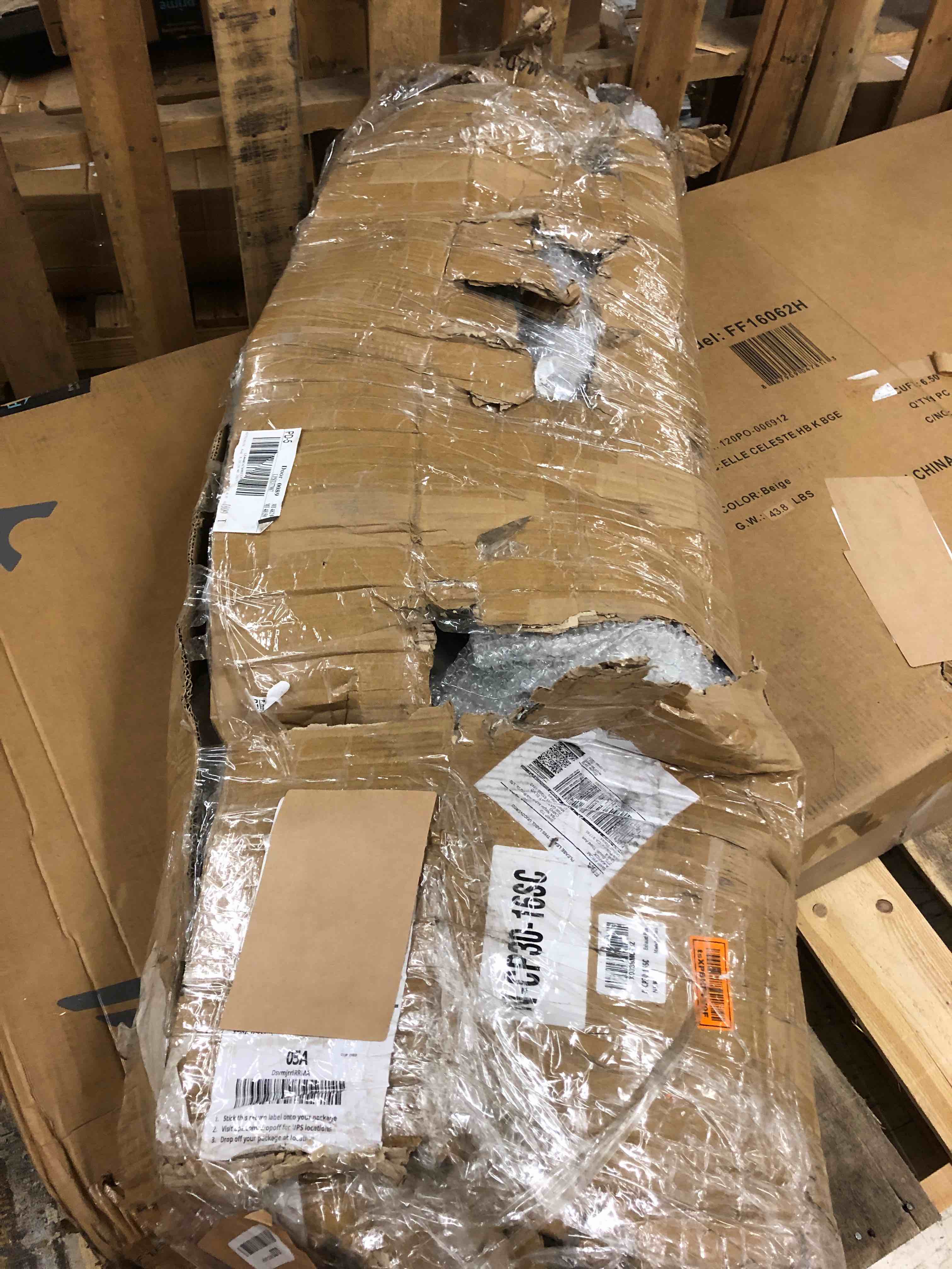 https://s3.amazonaws.com/lotting-images-prod/phillipi/RED5181382_1695844194267.jpeg