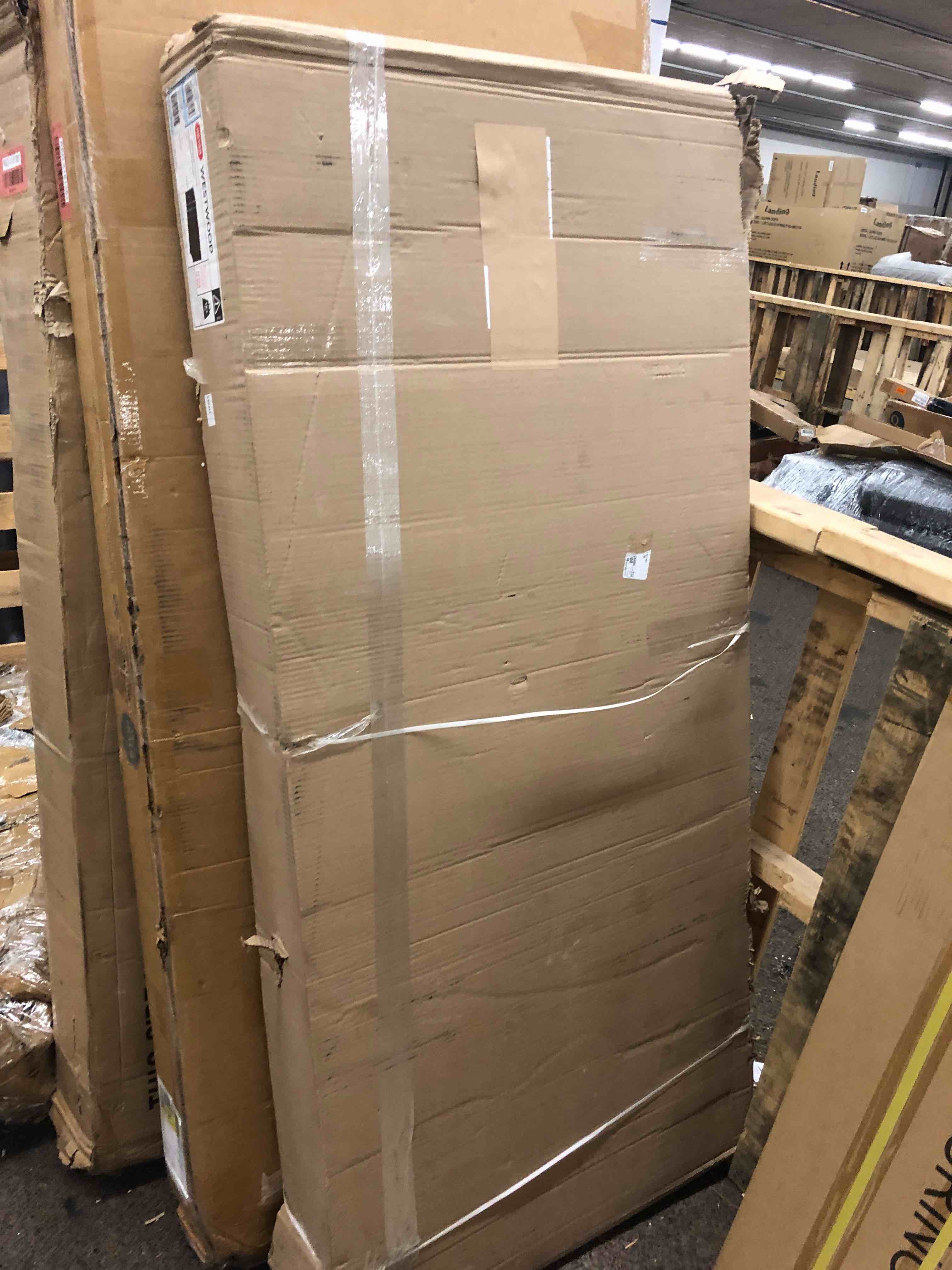 https://s3.amazonaws.com/lotting-images-prod/phillipi/RED5181384_1695844414326.jpeg