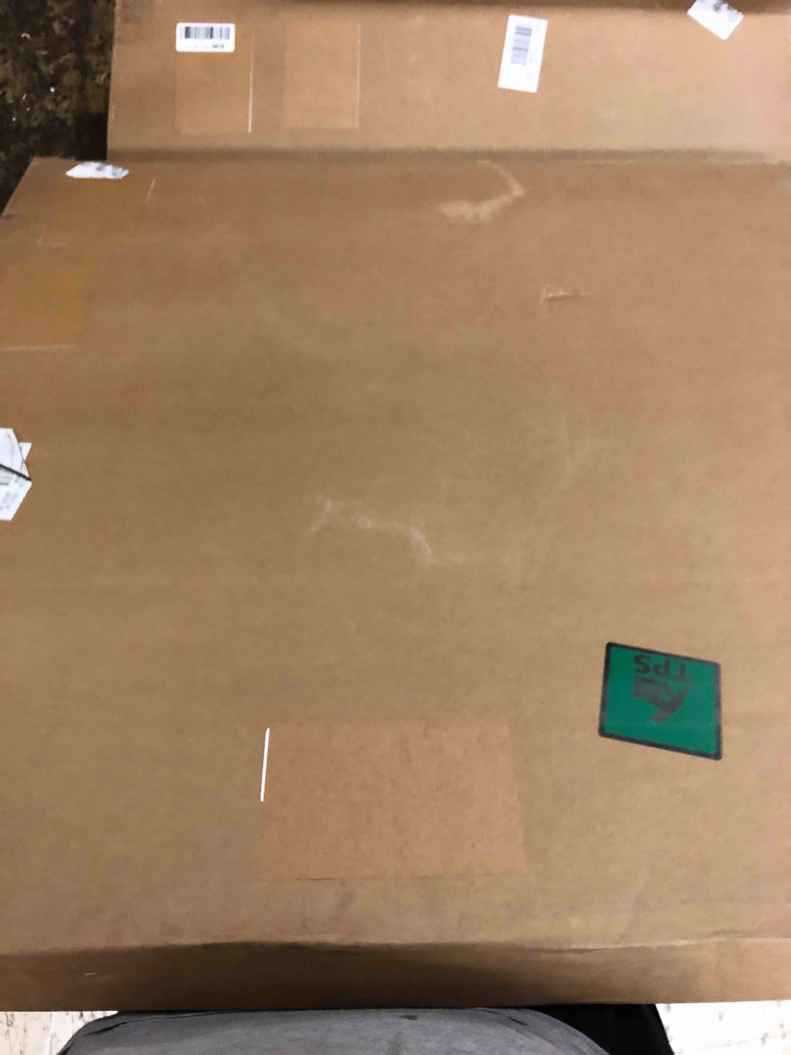 https://s3.amazonaws.com/lotting-images-prod/phillipi/RED5181389_1695845036137.jpeg