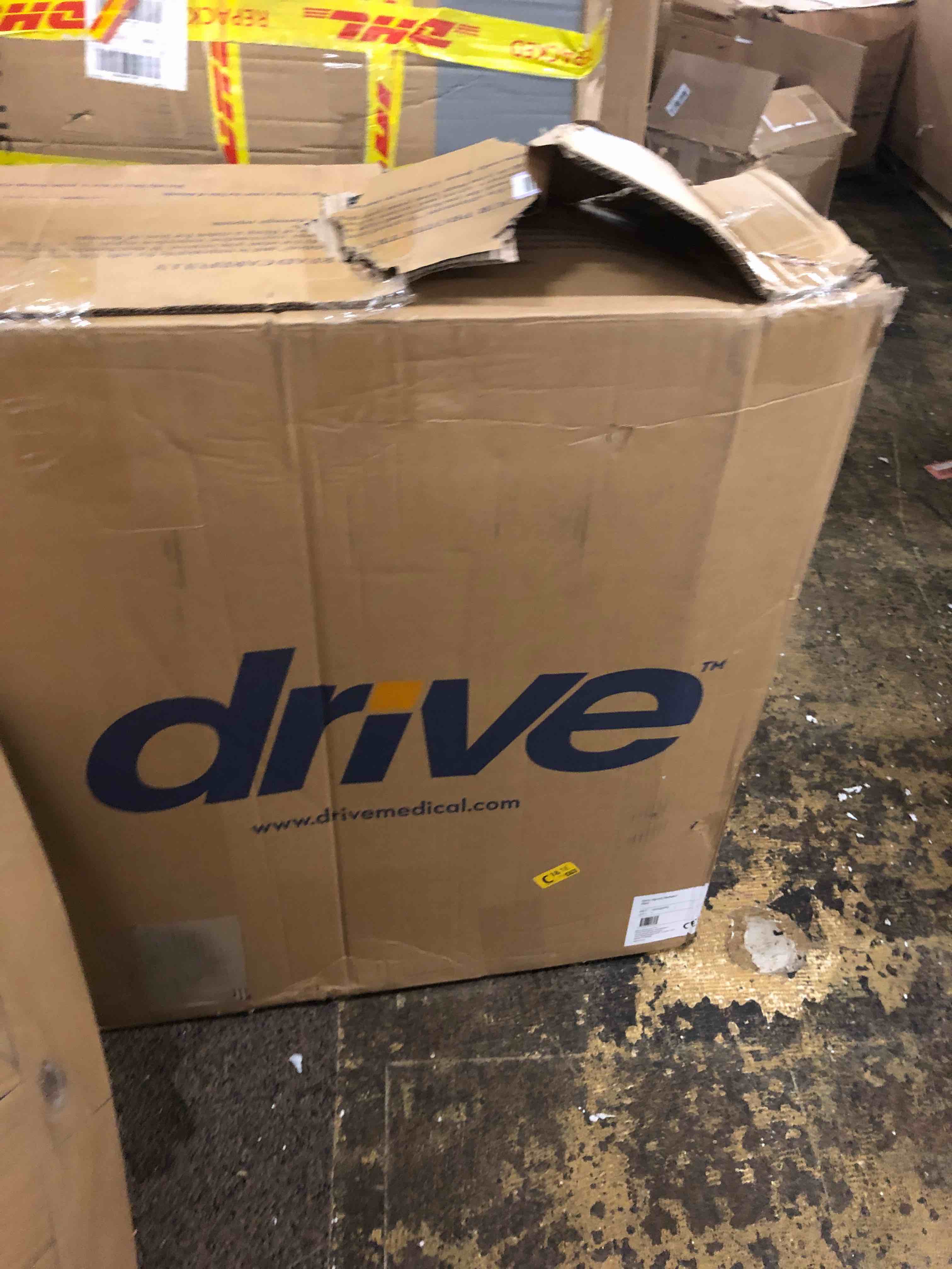 https://s3.amazonaws.com/lotting-images-prod/phillipi/RED5181399_1695852086241.jpeg