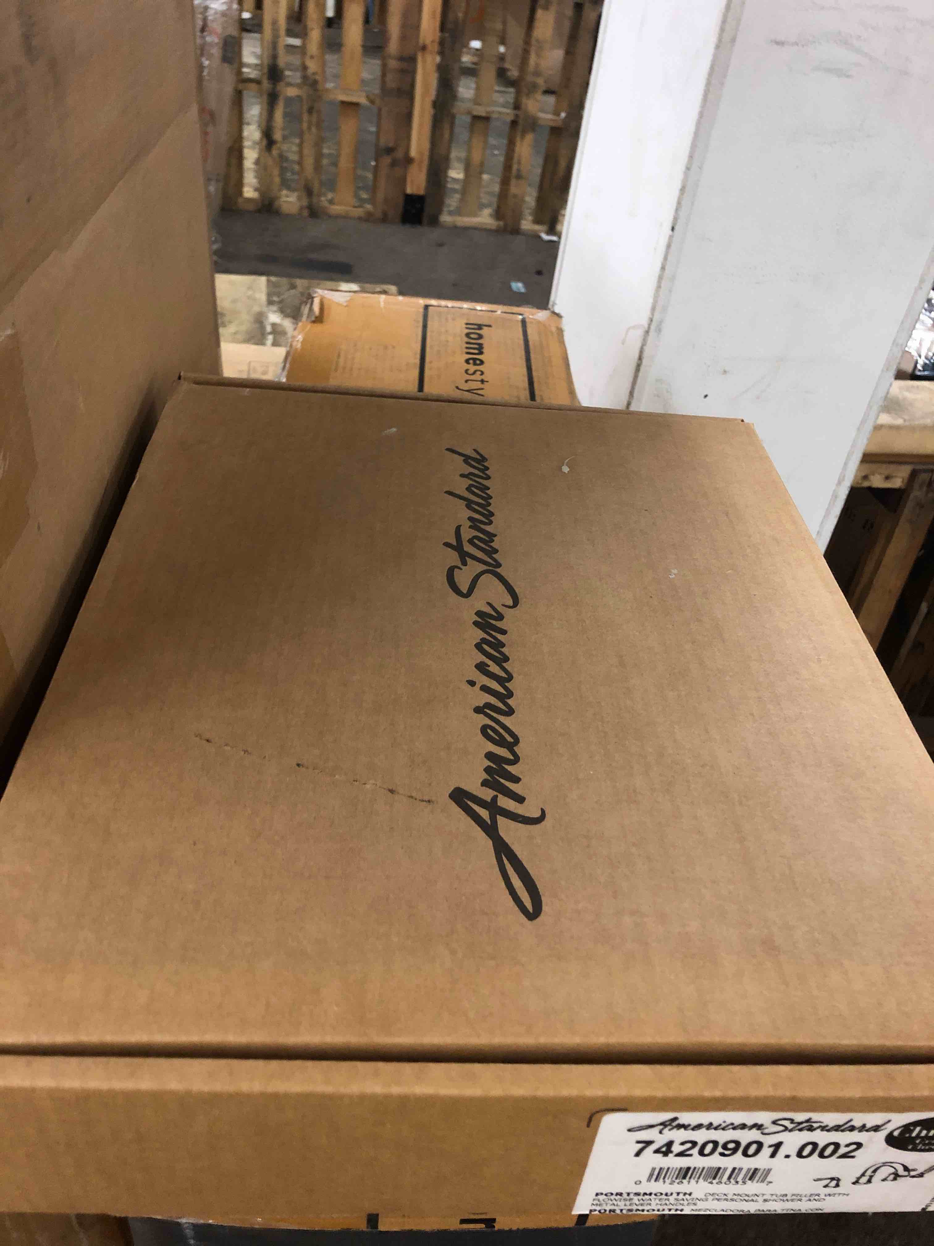 https://s3.amazonaws.com/lotting-images-prod/phillipi/RED5181401_1695851948554.jpeg