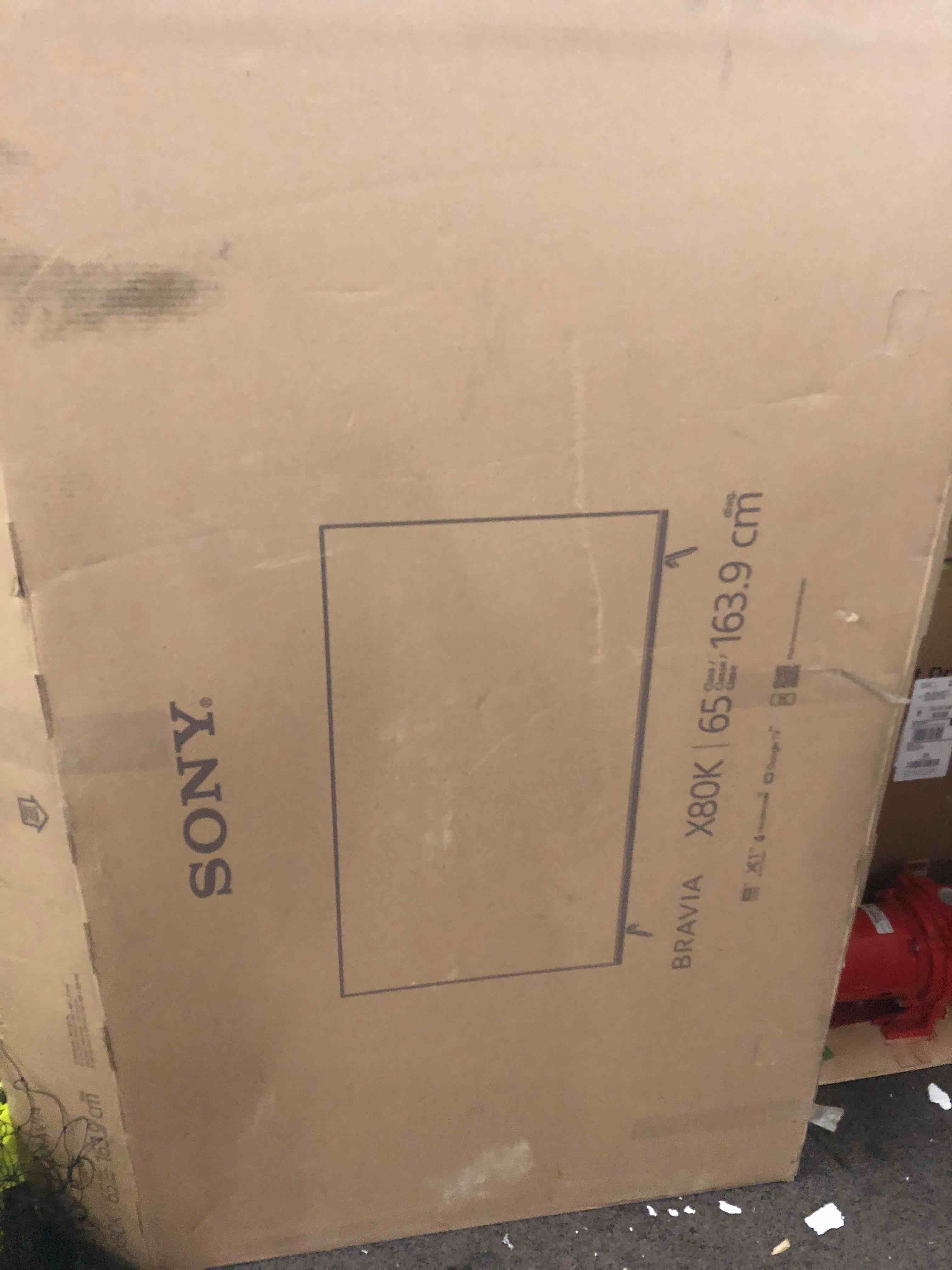 https://s3.amazonaws.com/lotting-images-prod/phillipi/RED5181432_1696612136937.jpeg