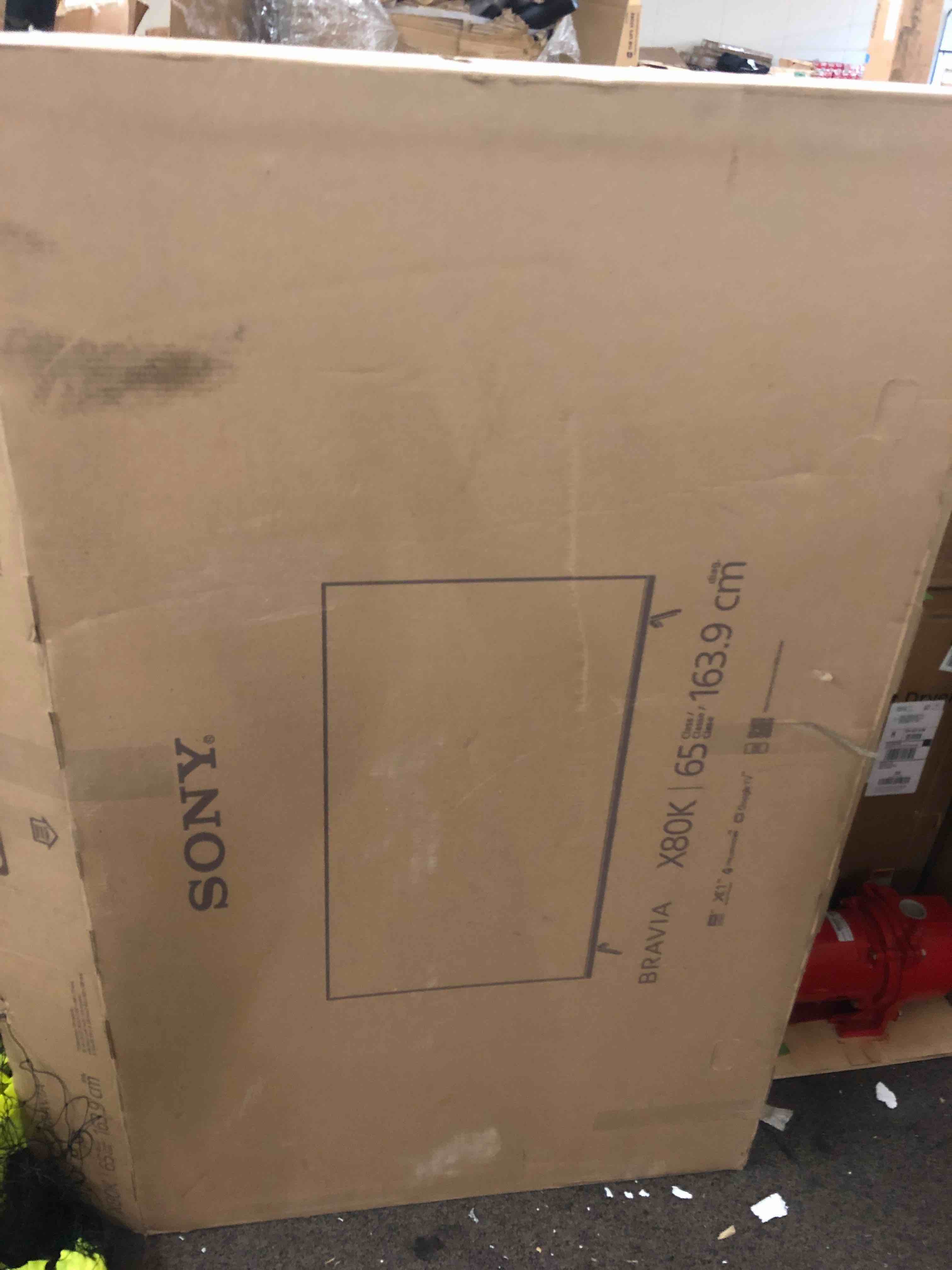https://s3.amazonaws.com/lotting-images-prod/phillipi/RED5181432_1696612138500.jpeg