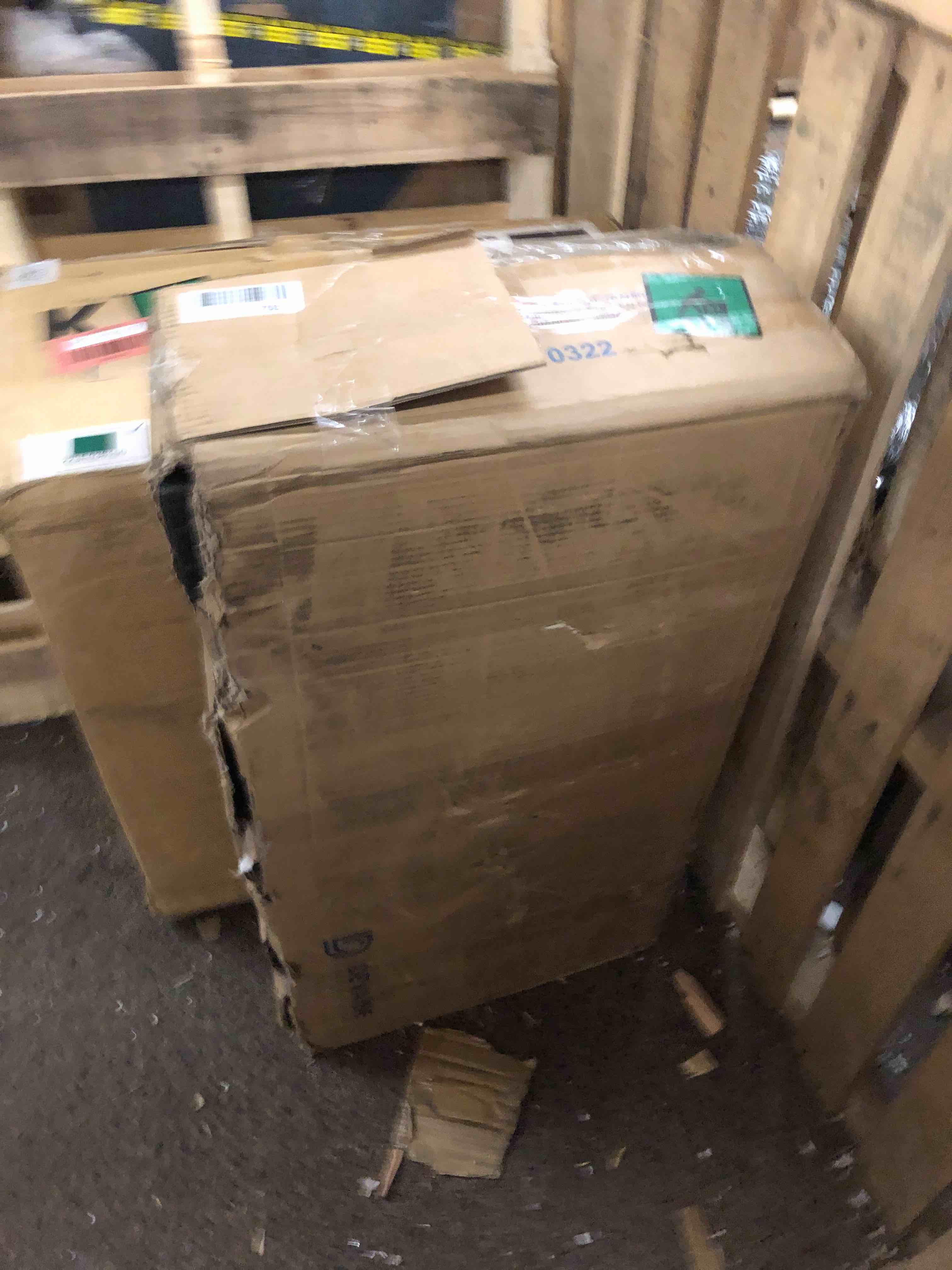 https://s3.amazonaws.com/lotting-images-prod/phillipi/RED5181439_1696612821640.jpeg