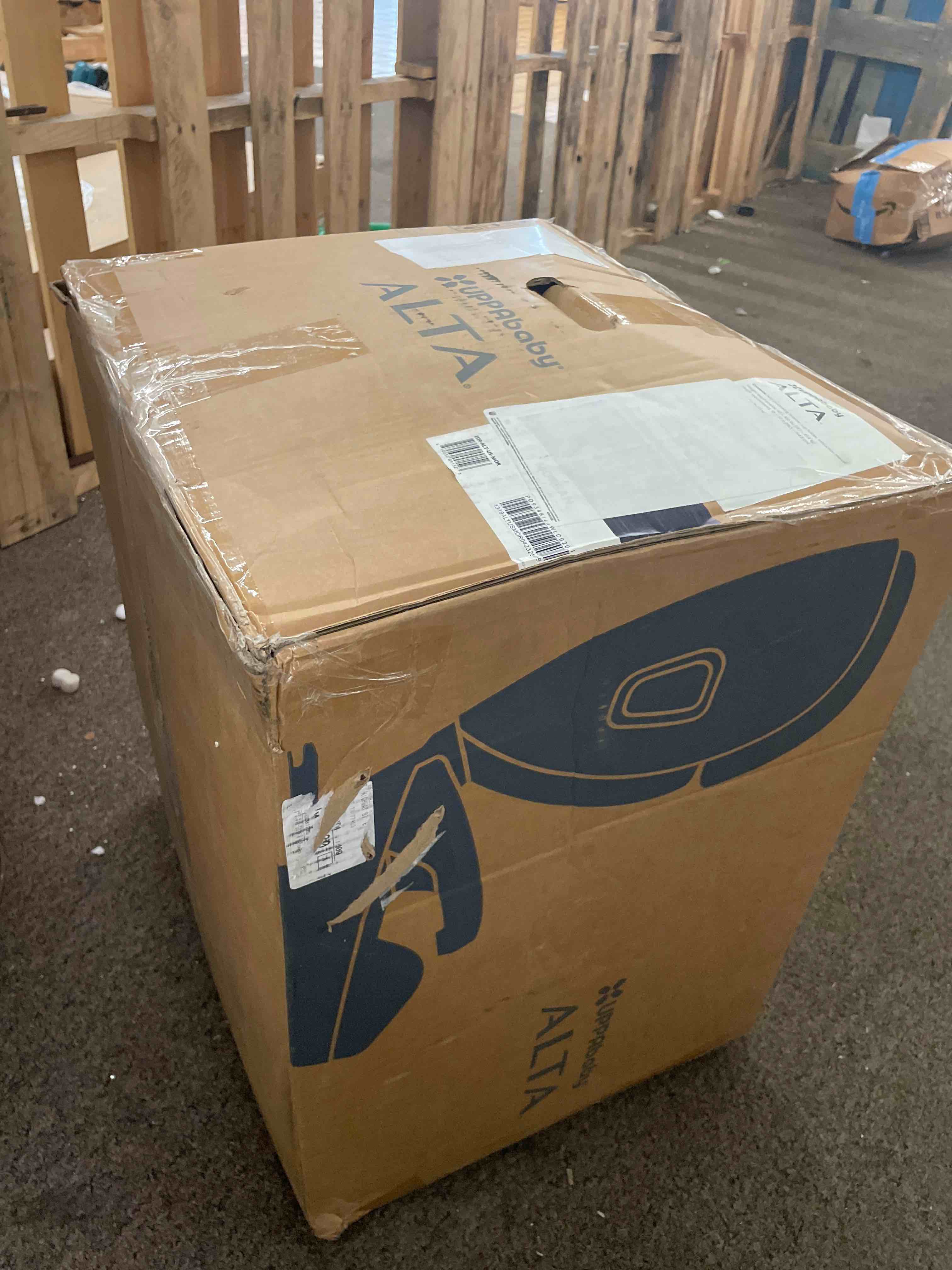 https://s3.amazonaws.com/lotting-images-prod/phillipi/RED5181552_1695315207447.jpeg