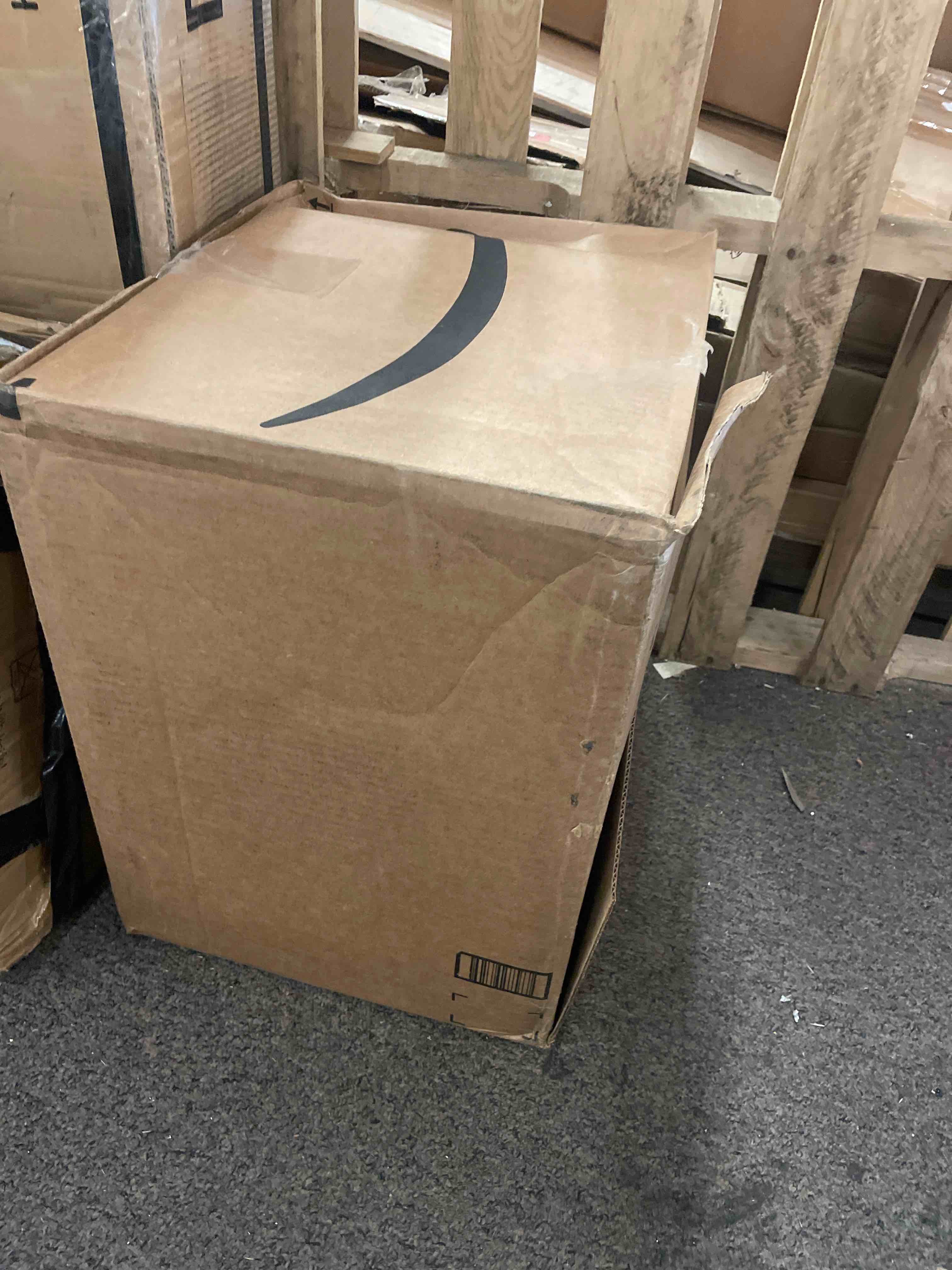 https://s3.amazonaws.com/lotting-images-prod/phillipi/RED5181565_1695314026692.jpeg